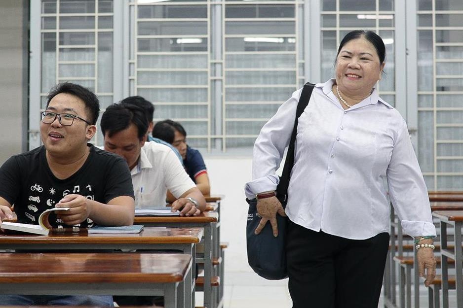 Nu sinh vien U70 va uoc mo khong con dang do hinh anh