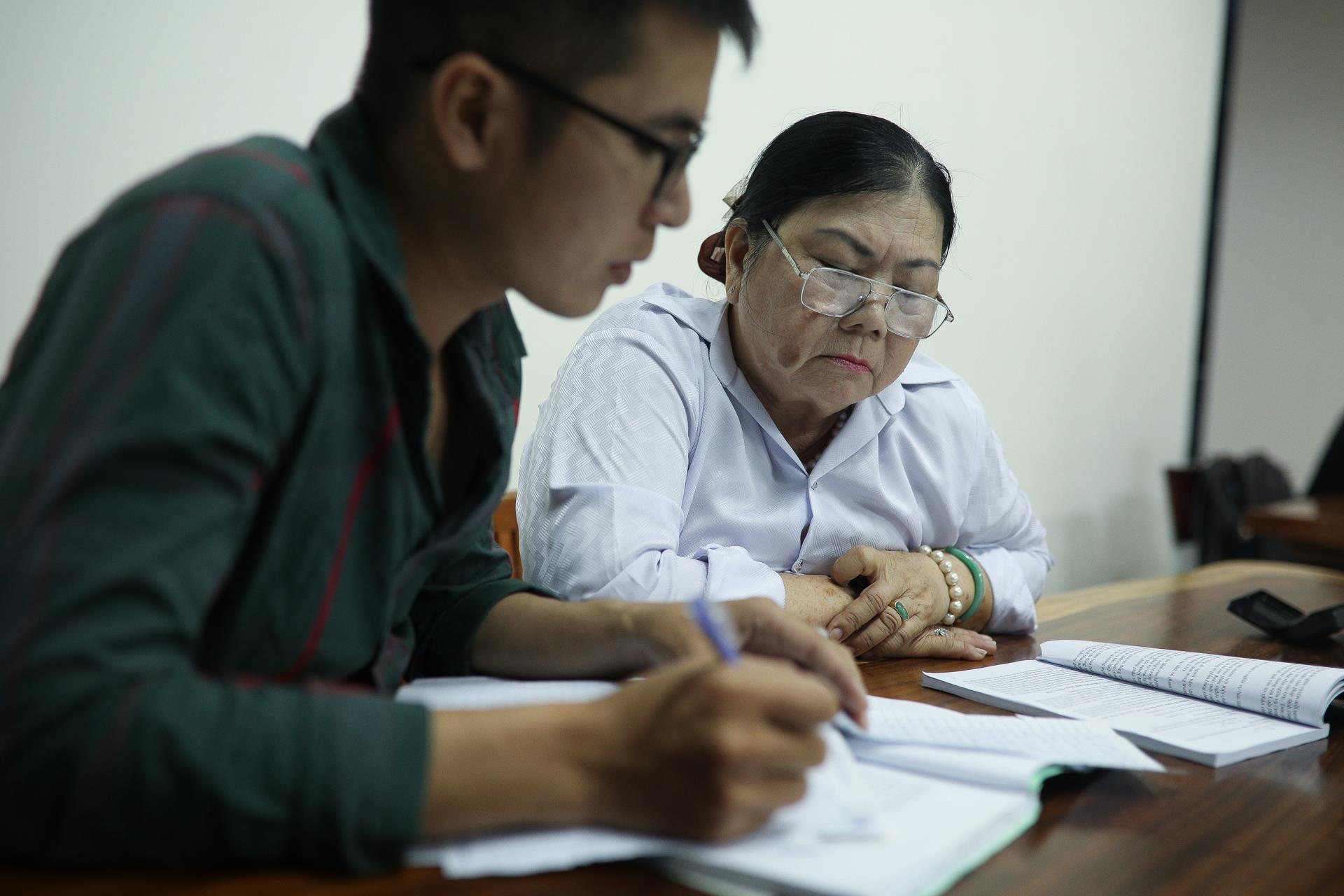 Sinh viên lớn tuổi u70 ảnh 10 Sinh vien lon tuoi u70 anh 10