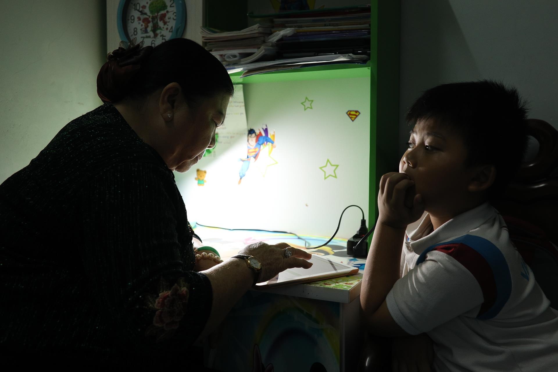 Sinh viên lớn tuổi u70 ảnh 7 Sinh vien lon tuoi u70 anh 7