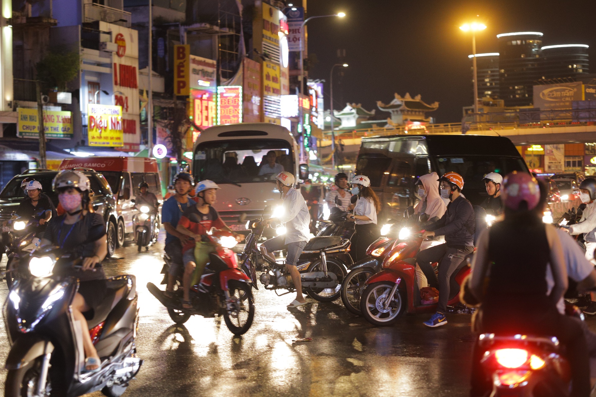 kẹt xe đường xô viết nghệ tĩnh ảnh 24 ket xe duong xo viet nghe tinh anh 24