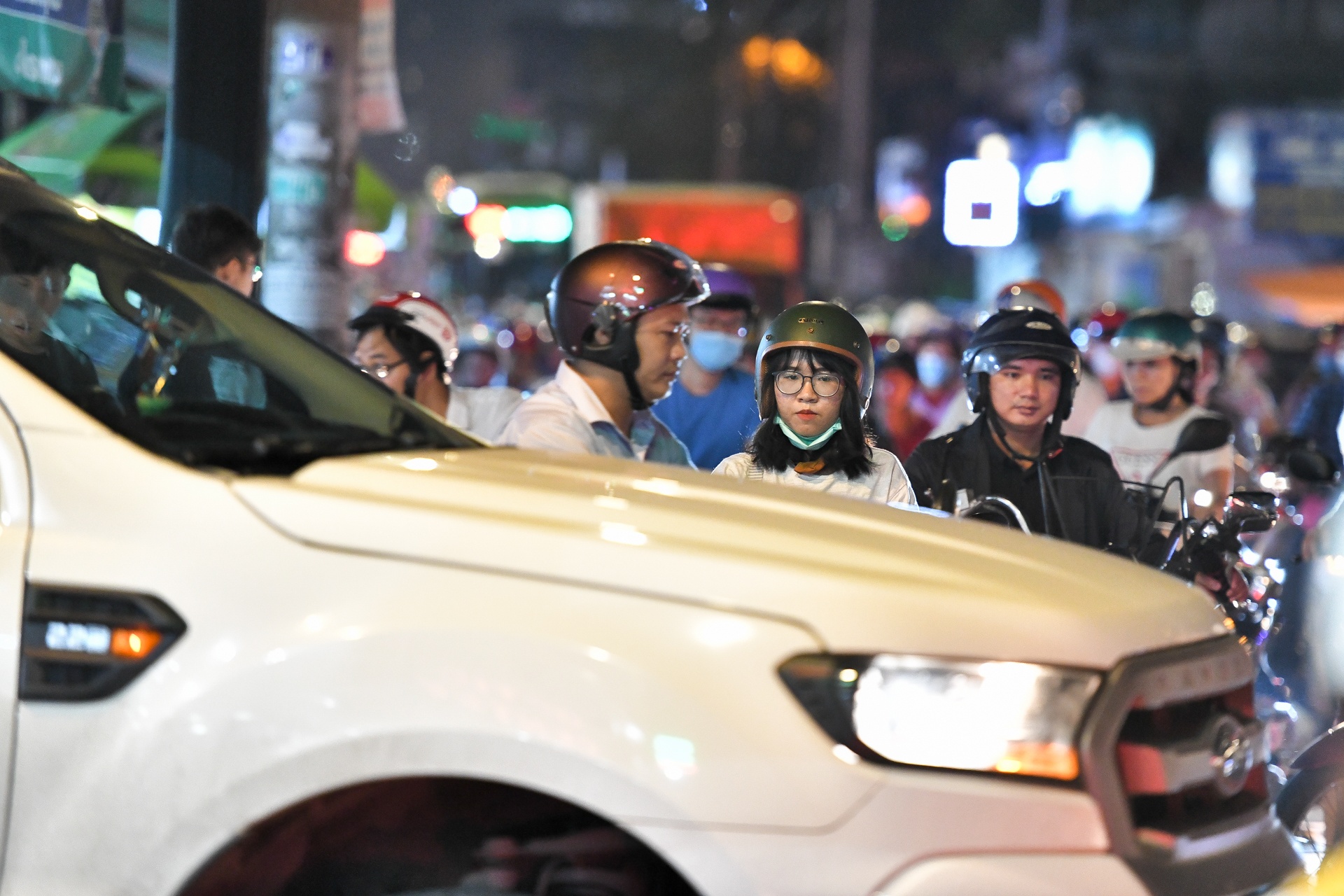 kẹt xe đường xô viết nghệ tĩnh ảnh 4 ket xe duong xo viet nghe tinh anh 4