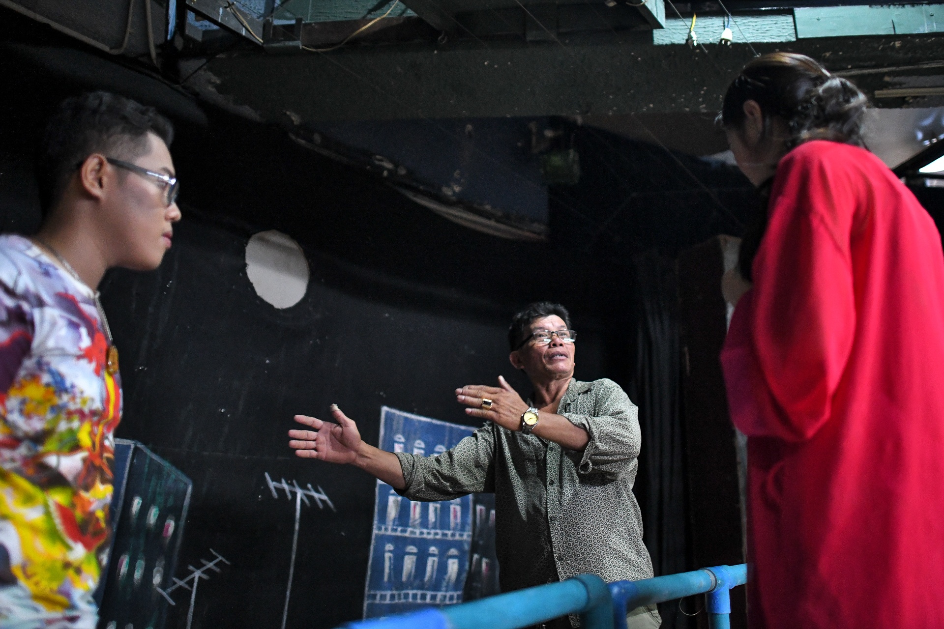 đêm cuối sân khấu kịch Hồng Vân ảnh 7 dem cuoi san khau kich Hong Van anh 7