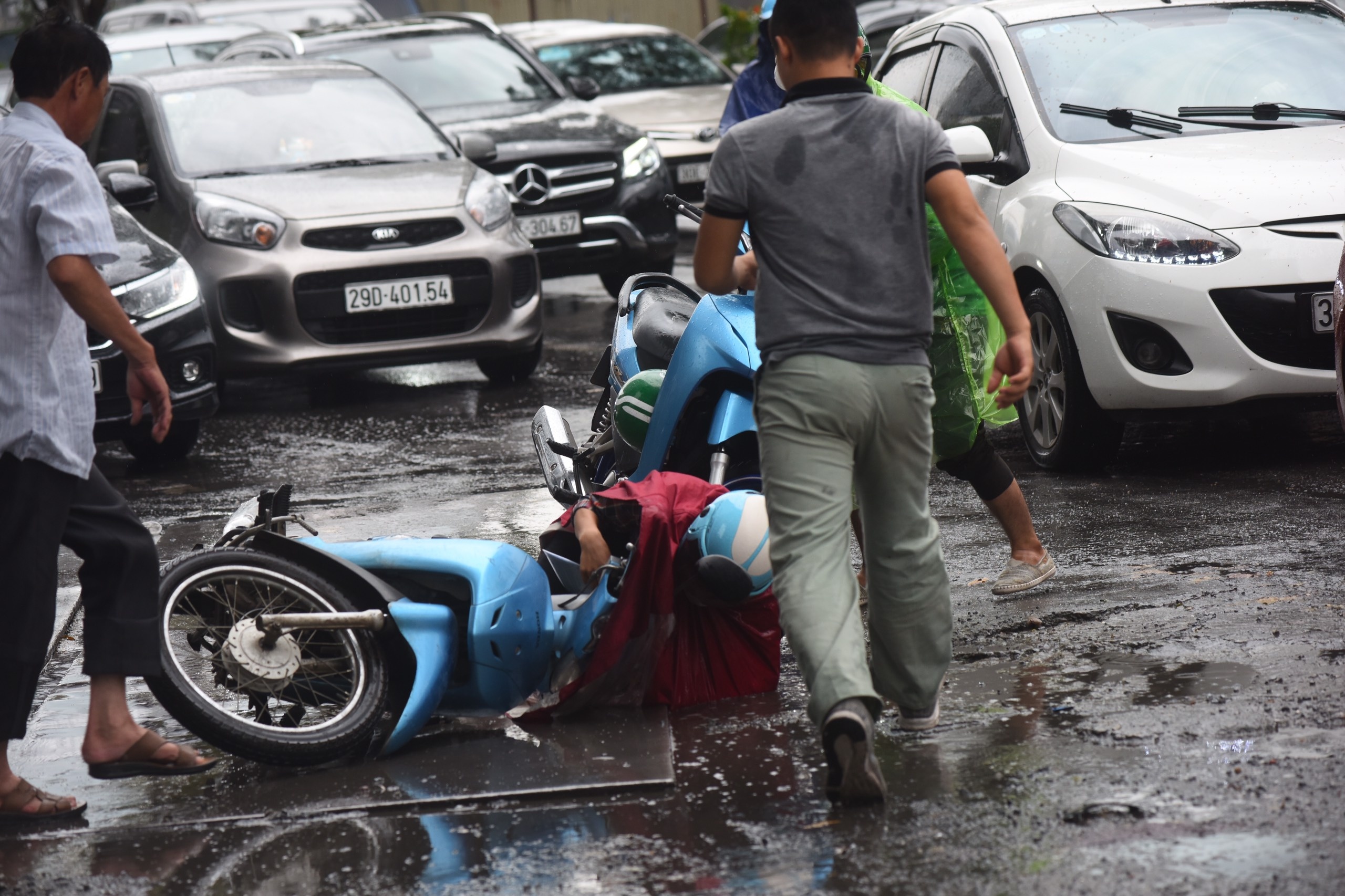 mua lon o Ha Noi sau nhung ngay o nhiem anh 6