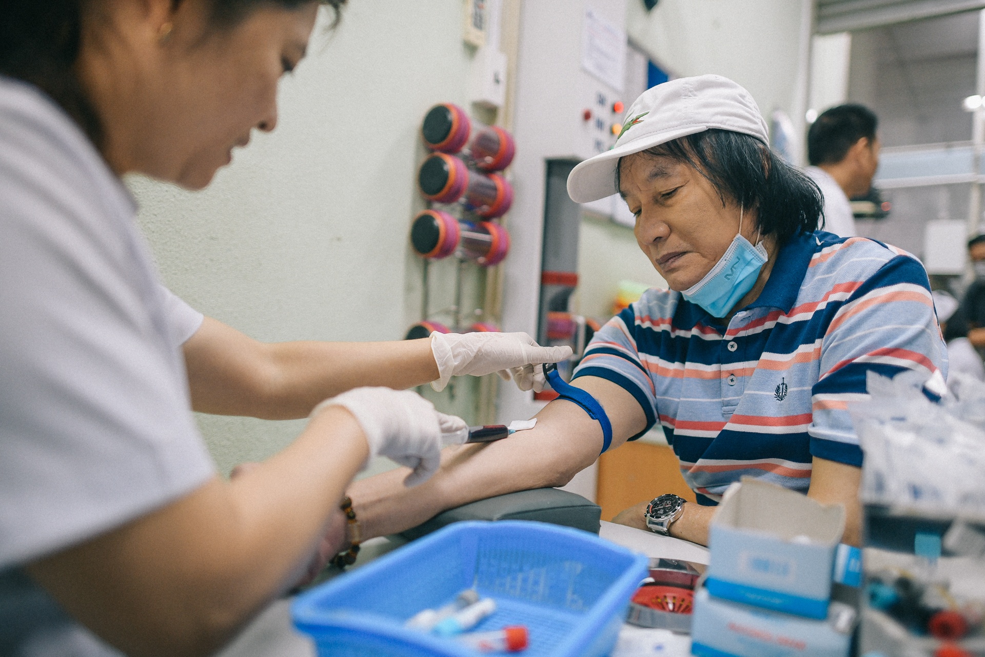 nghệ sĩ nhân dân Minh Vương hát cải lương ảnh 4 nghe si nhan dan Minh Vuong hat cai luong anh 4