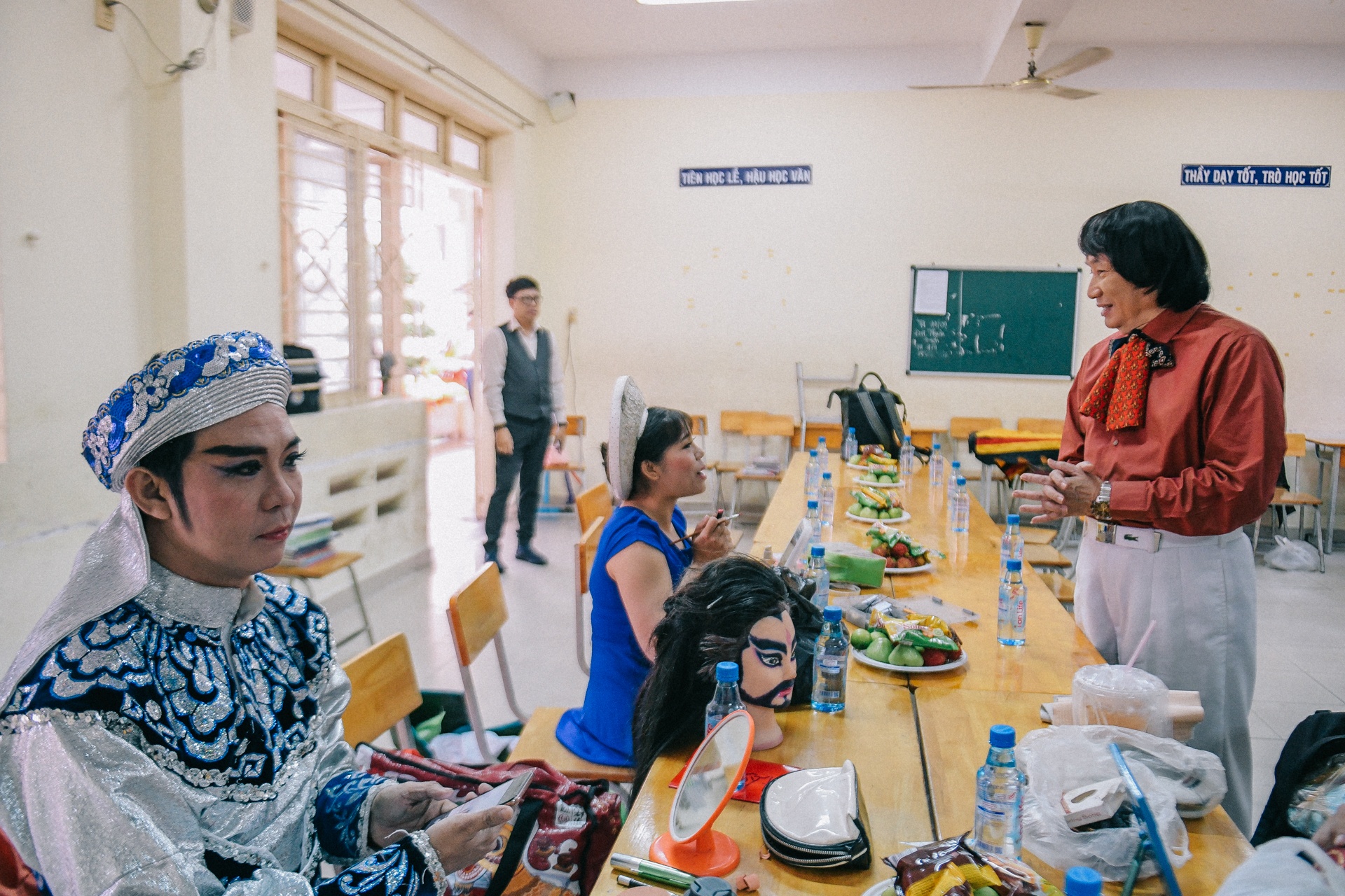 nghệ sĩ nhân dân Minh Vương hát cải lương ảnh 13 nghe si nhan dan Minh Vuong hat cai luong anh 13