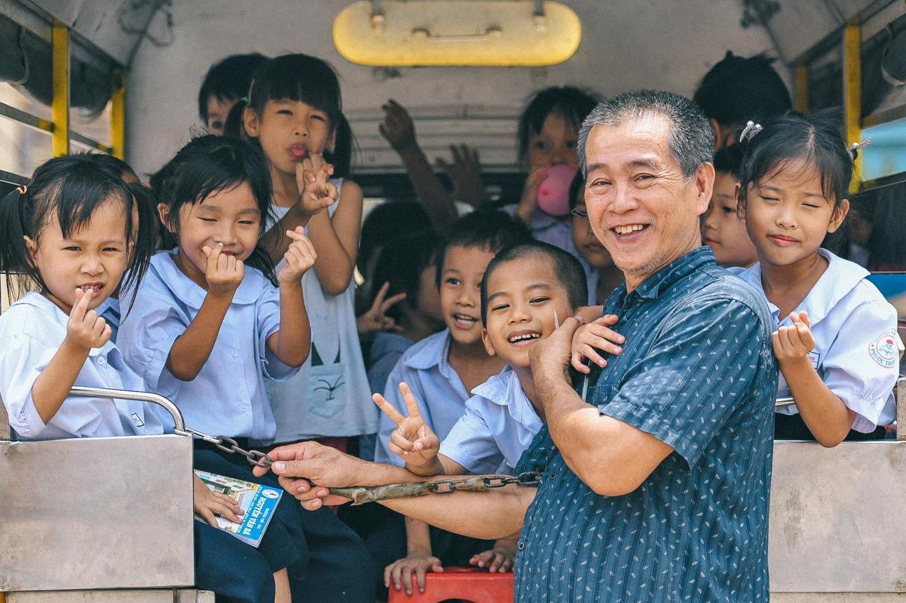 94 dua tre ‘mong gion de vo’ va mot ong bo hinh anh