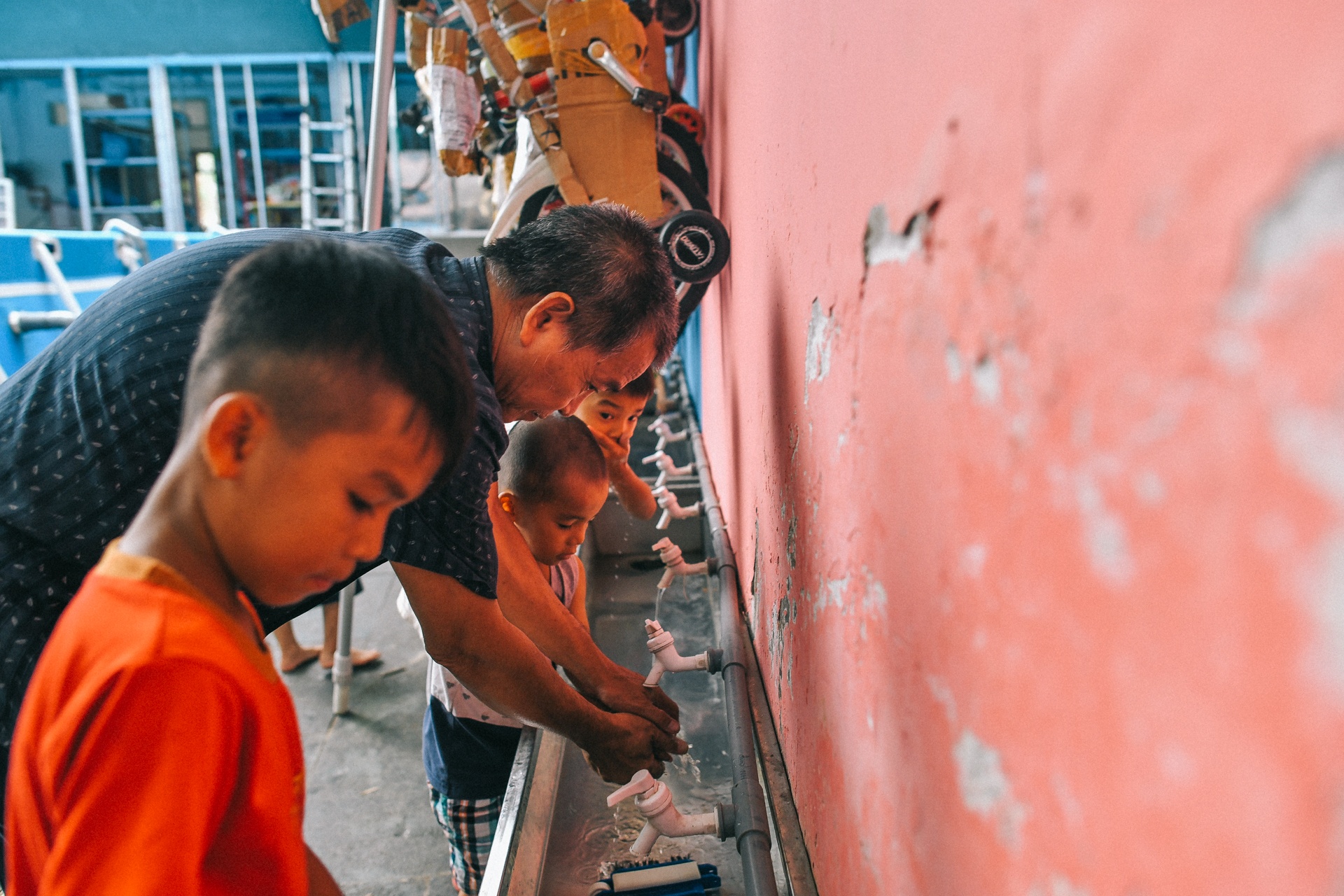 cưu mang trẻ em mồ côi ảnh 8 cuu mang tre em mo coi anh 8