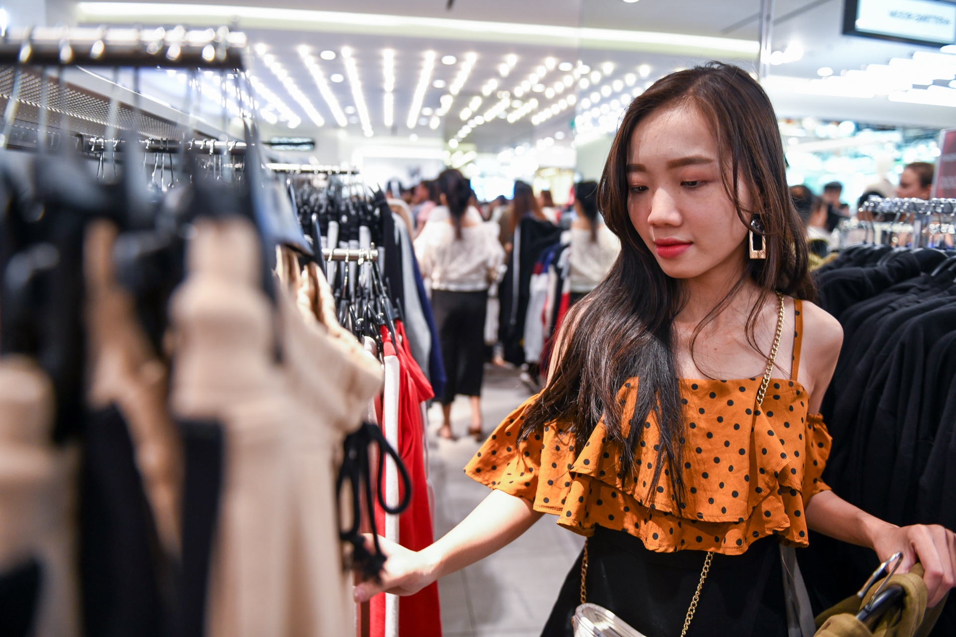 mua sắm ngày Black Friday ảnh 10 mua sam ngay Black Friday anh 10