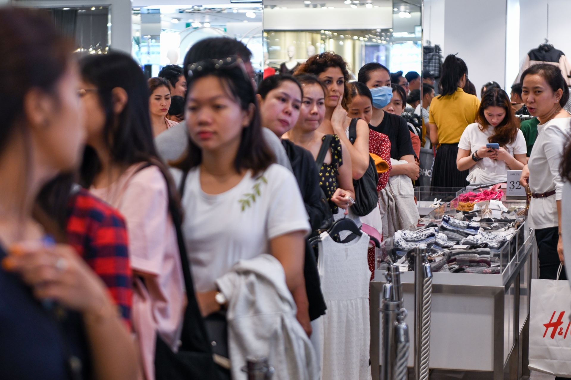 mua sắm ngày Black Friday ảnh 12 mua sam ngay Black Friday anh 12