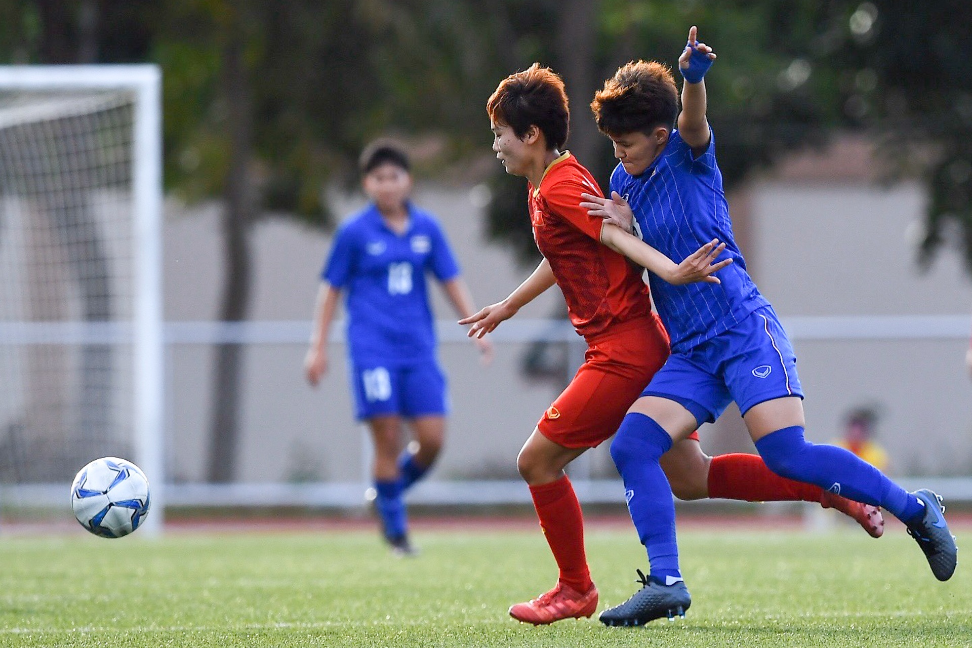 doi tuyen bong da nu Viet Nam vao chung ket anh 6