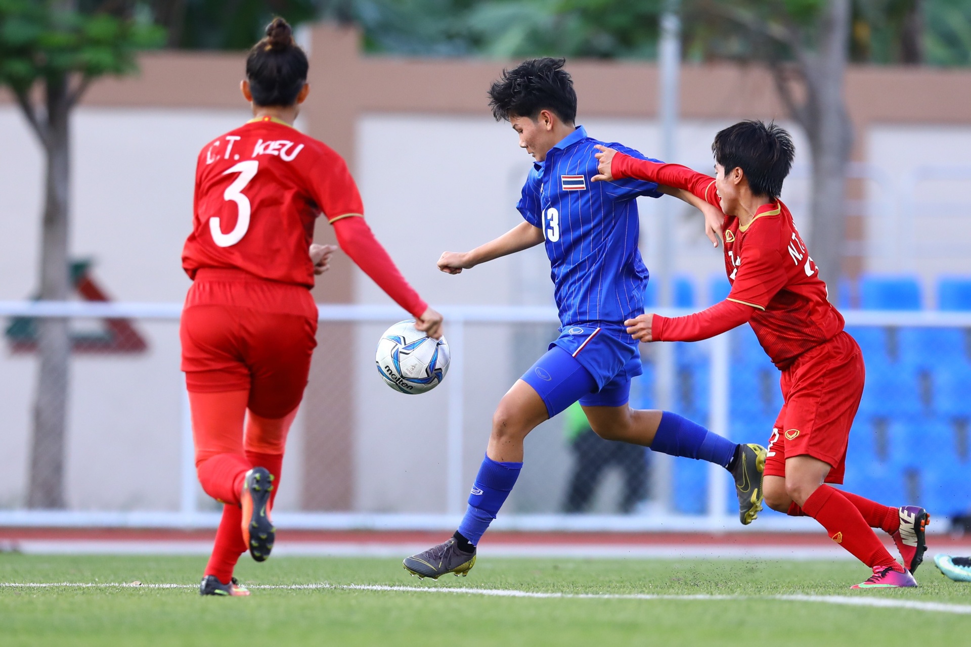 doi tuyen bong da nu Viet Nam vao chung ket anh 3