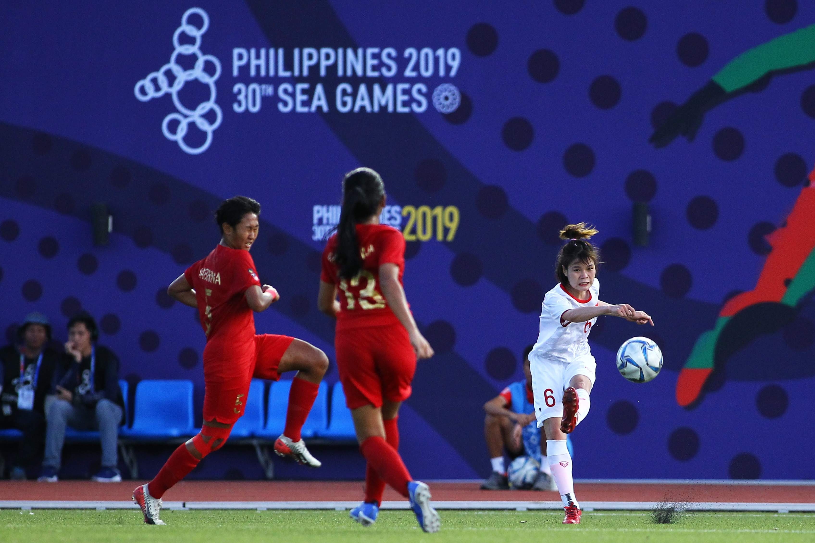 doi tuyen bong da nu Viet Nam vao chung ket anh 25