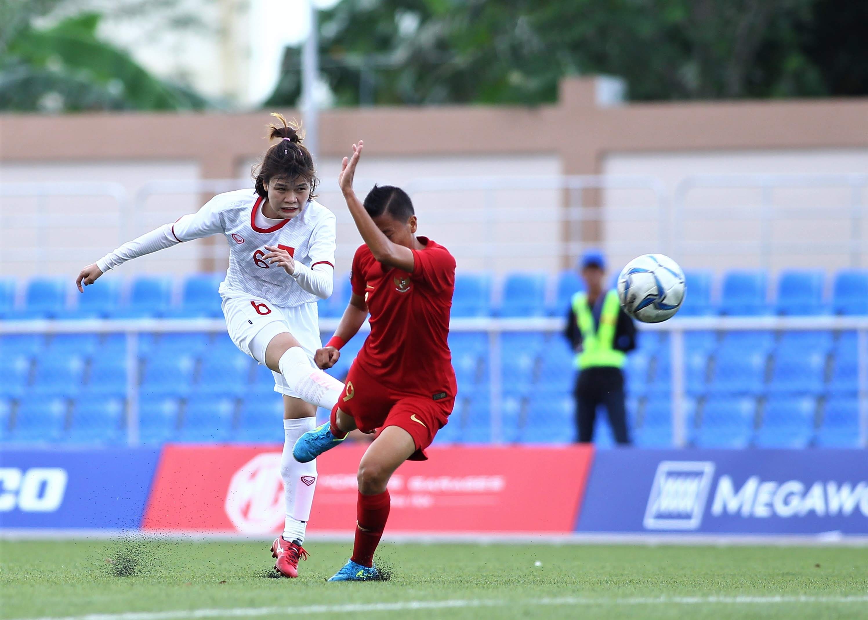 doi tuyen bong da nu Viet Nam vao chung ket anh 20