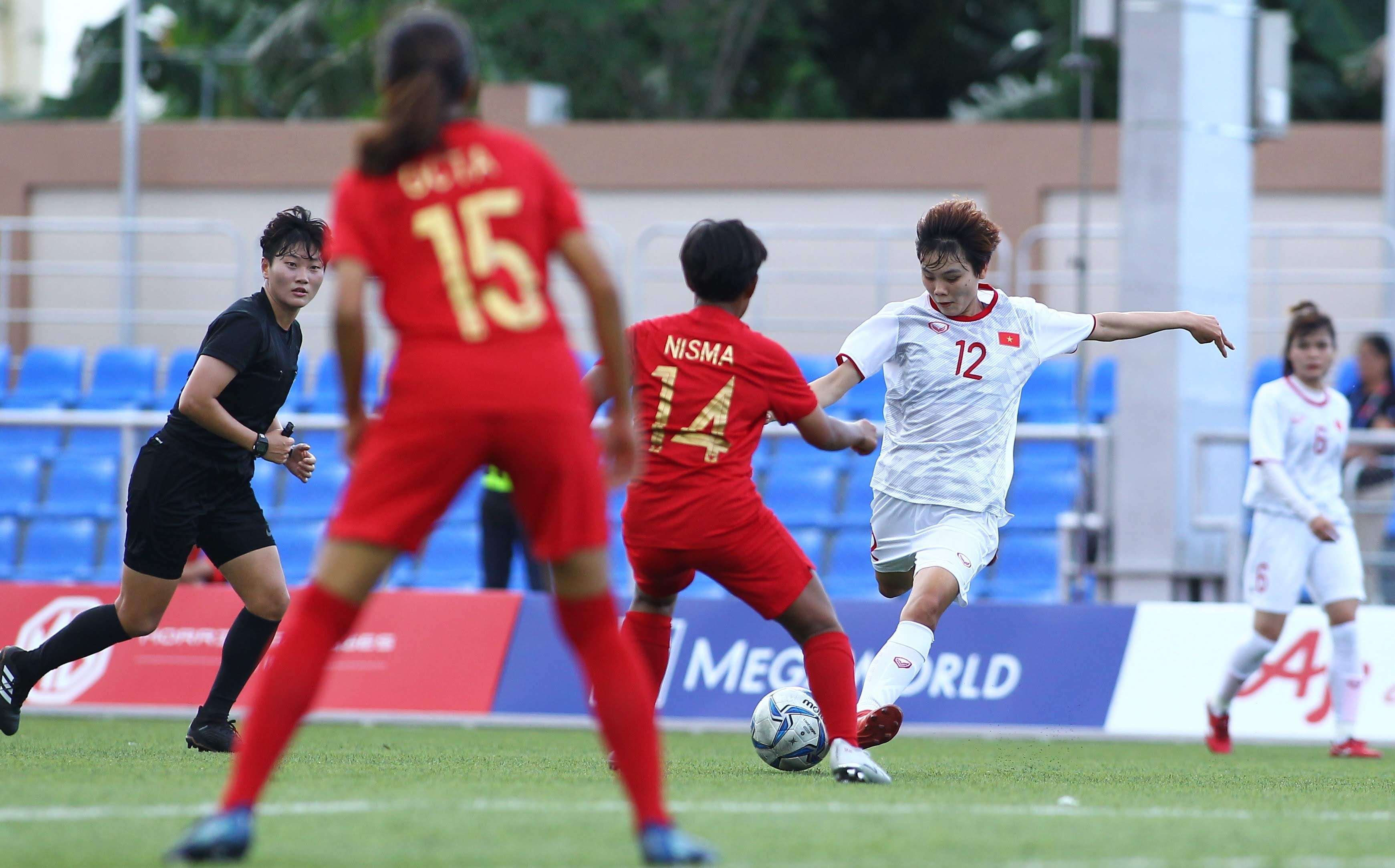 doi tuyen bong da nu Viet Nam vao chung ket anh 17