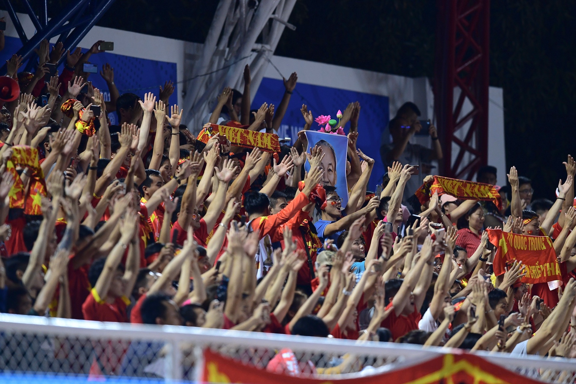 Ha Campuchia,  Viet Nam vao chung ket SEA Games 30 anh 31