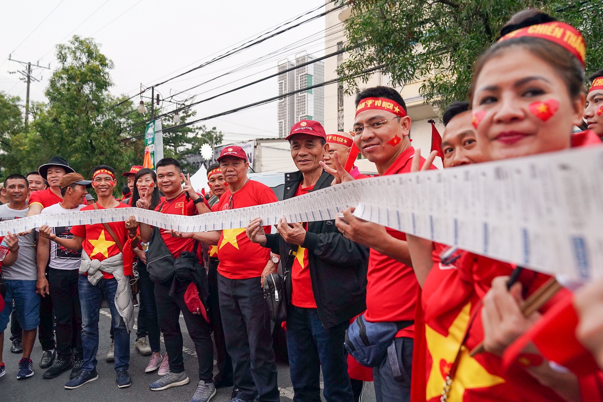CDV Viet Nam tien ve san Rizal Memorial co vu cho U22 anh 11