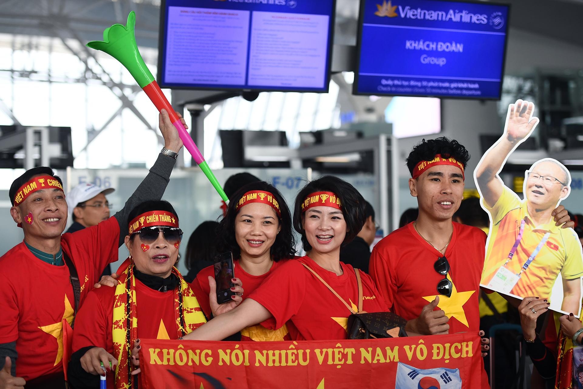 Hang tram CDV sang Philippines co vu doi tuyen Viet Nam anh 7