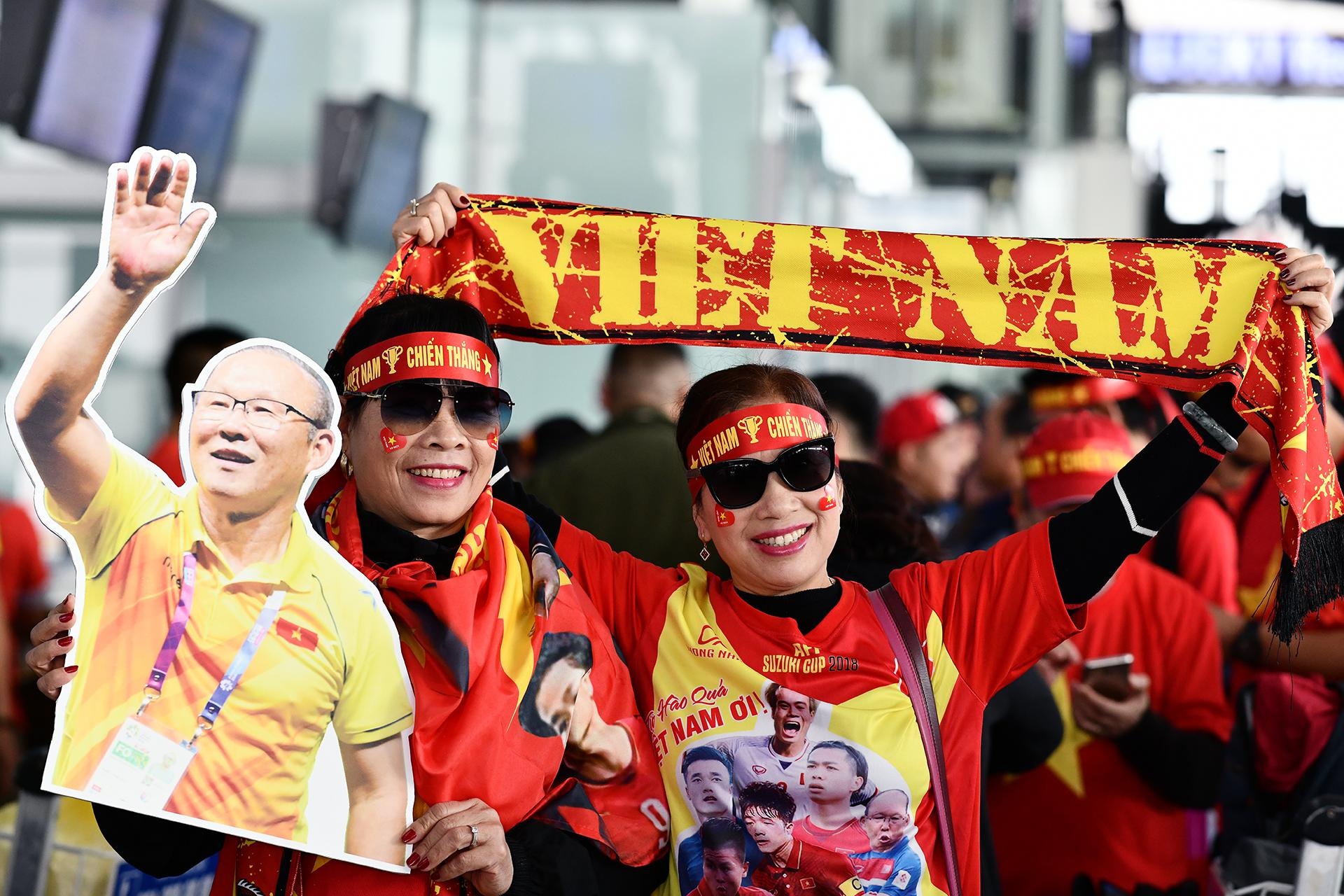 Hang tram CDV sang Philippines co vu doi tuyen Viet Nam anh 6