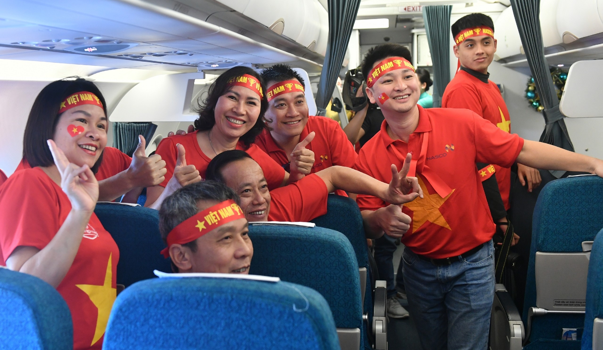 CDV sang Philippines co vu bong da anh 6