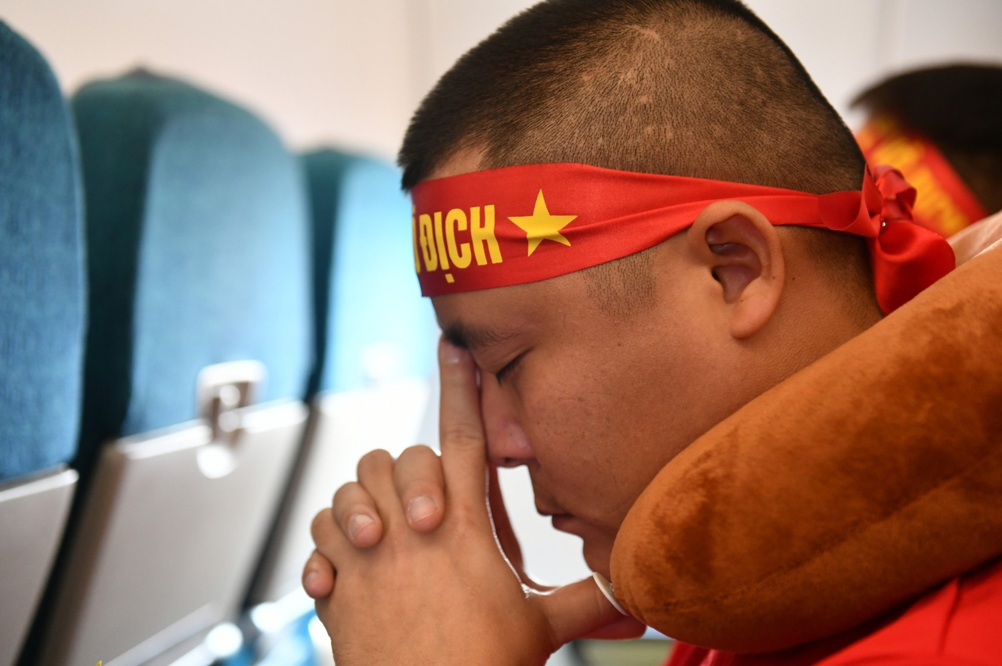 CDV sang Philippines co vu bong da anh 9