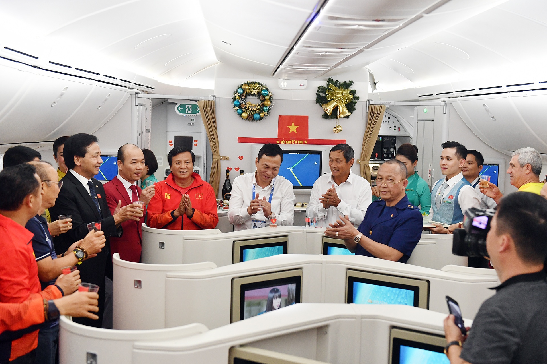 Vo dich SEA Games 30 anh 5