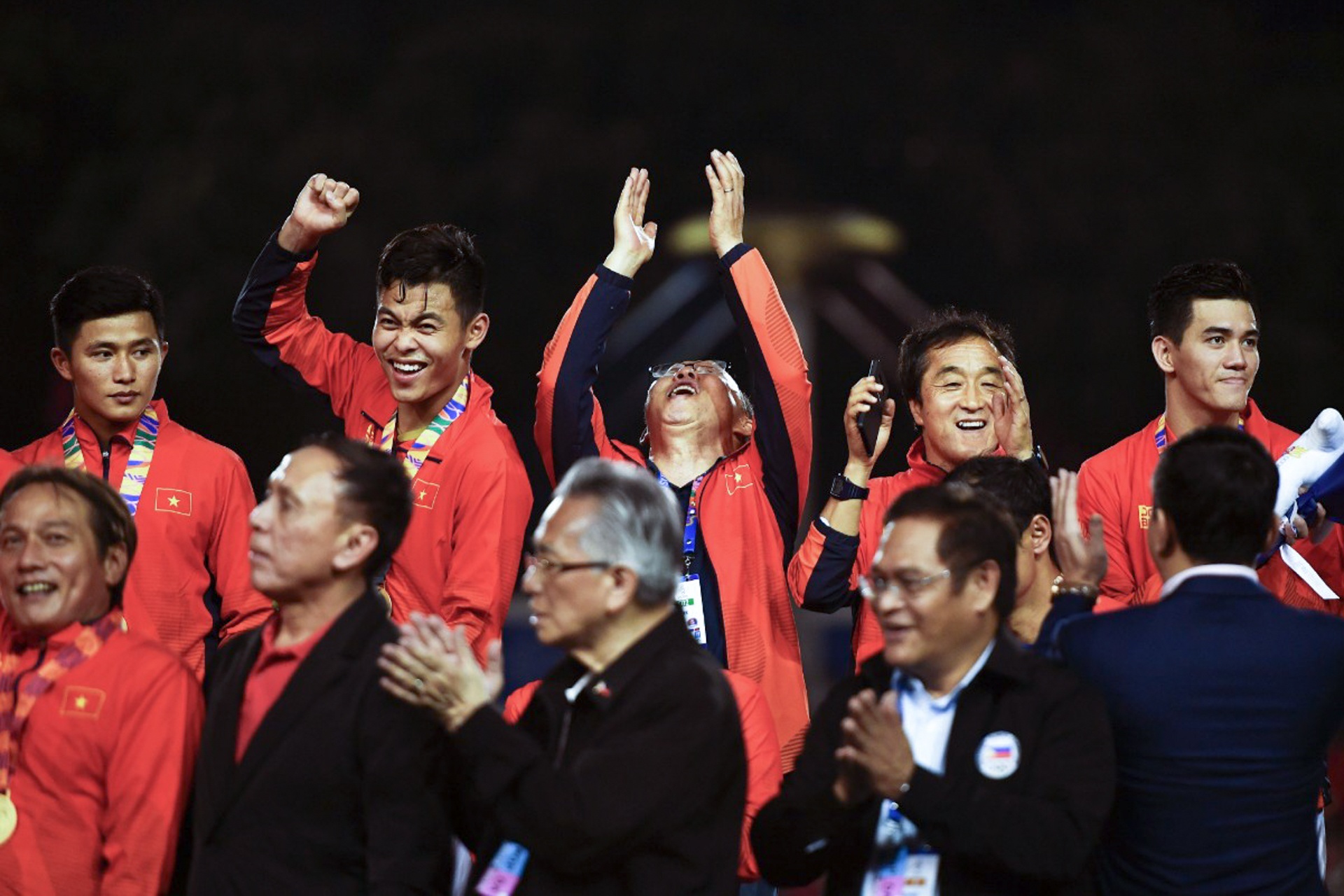 huy chuong vang bong da nam U22 Viet Nam anh 22