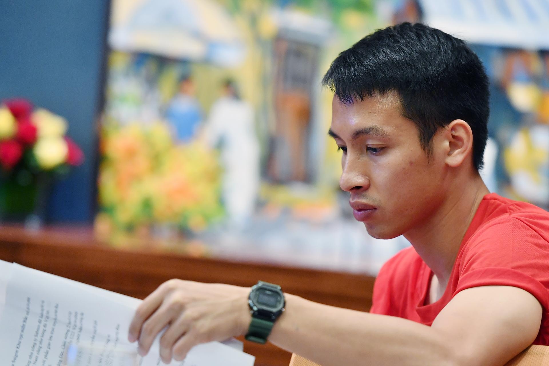 Hung Dung va Hoang Duc giao luu truc tuyen anh 5