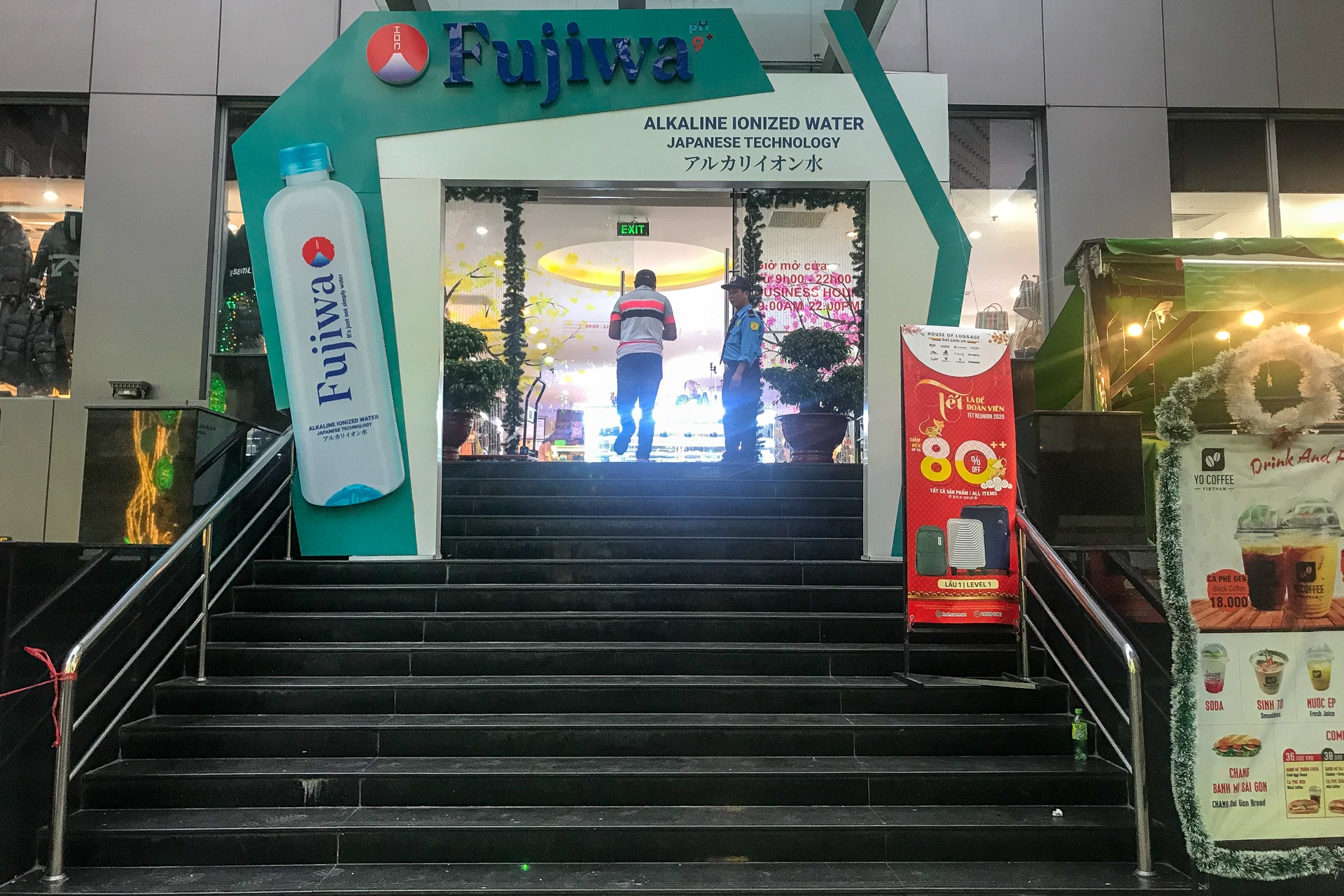 hang nhai nhan nhan o TP HCM anh 9