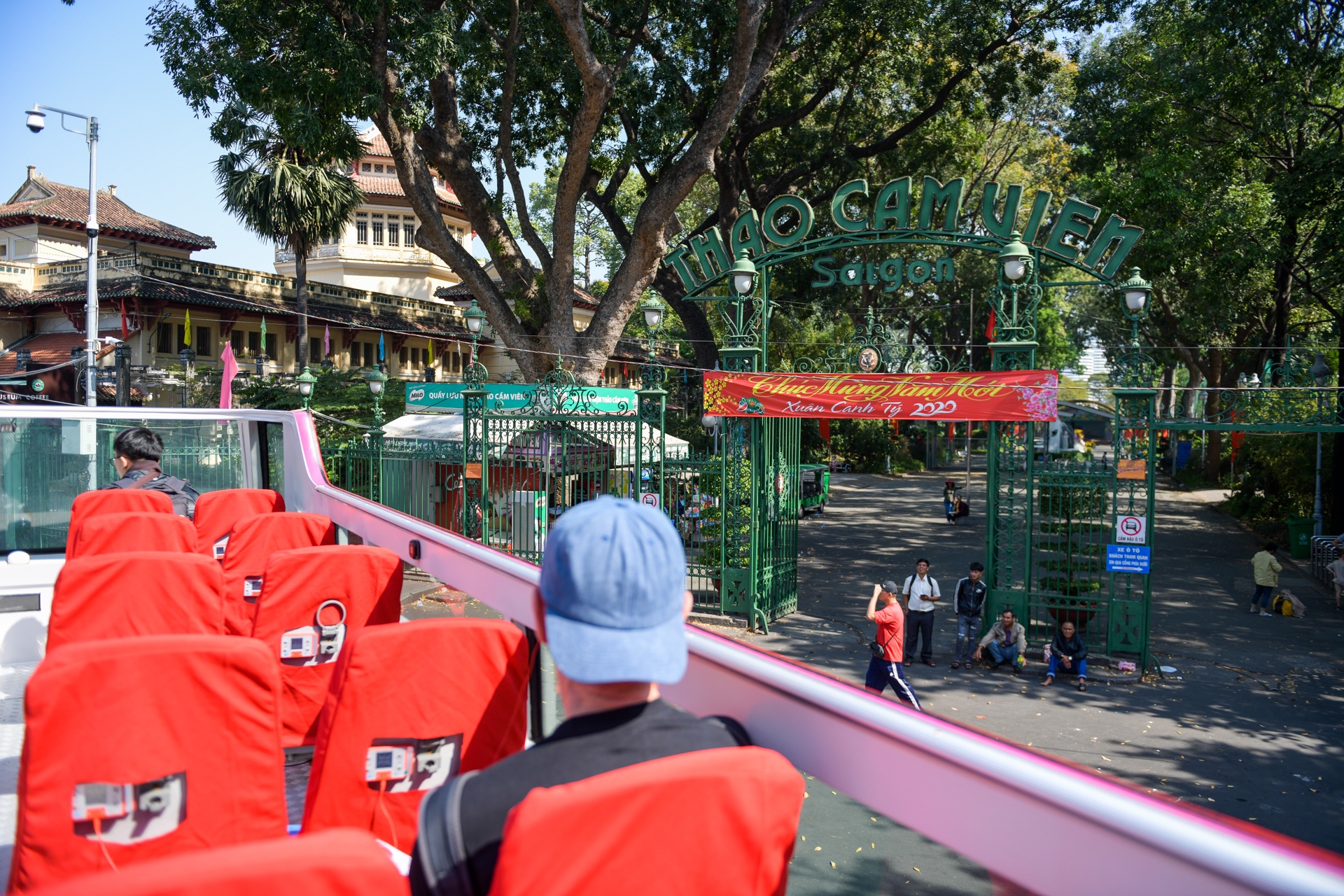 xe buýt 2 tầng mui trần ở TP HCM ảnh 10 xe buyt 2 tang mui tran o TP HCM anh 10