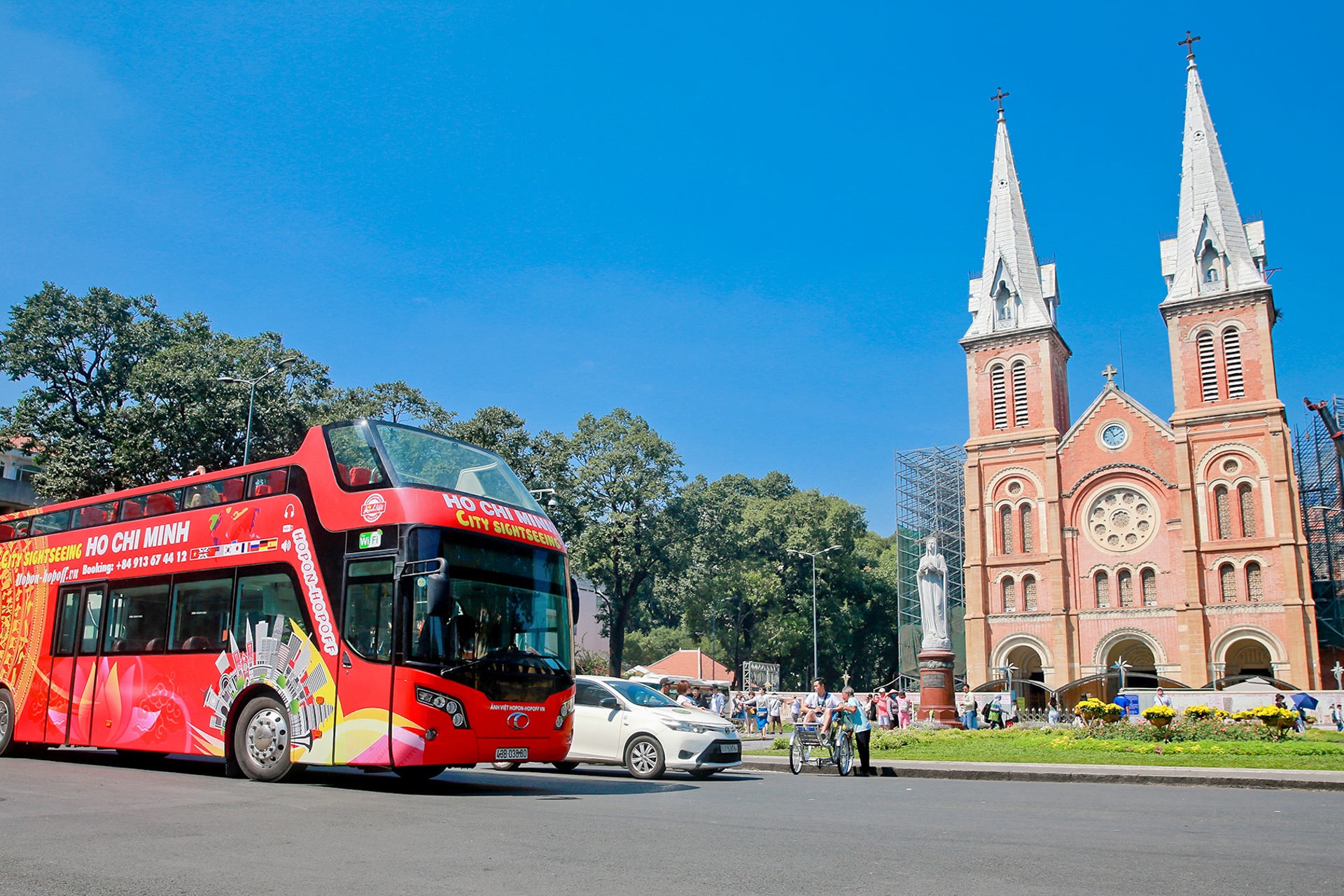 xe buýt 2 tầng mui trần ở TP HCM ảnh 1 xe buyt 2 tang mui tran o TP HCM anh 1