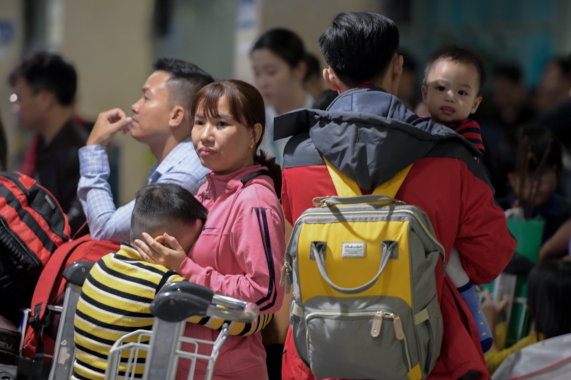 tan son nhat dong duc ngay tet anh 3