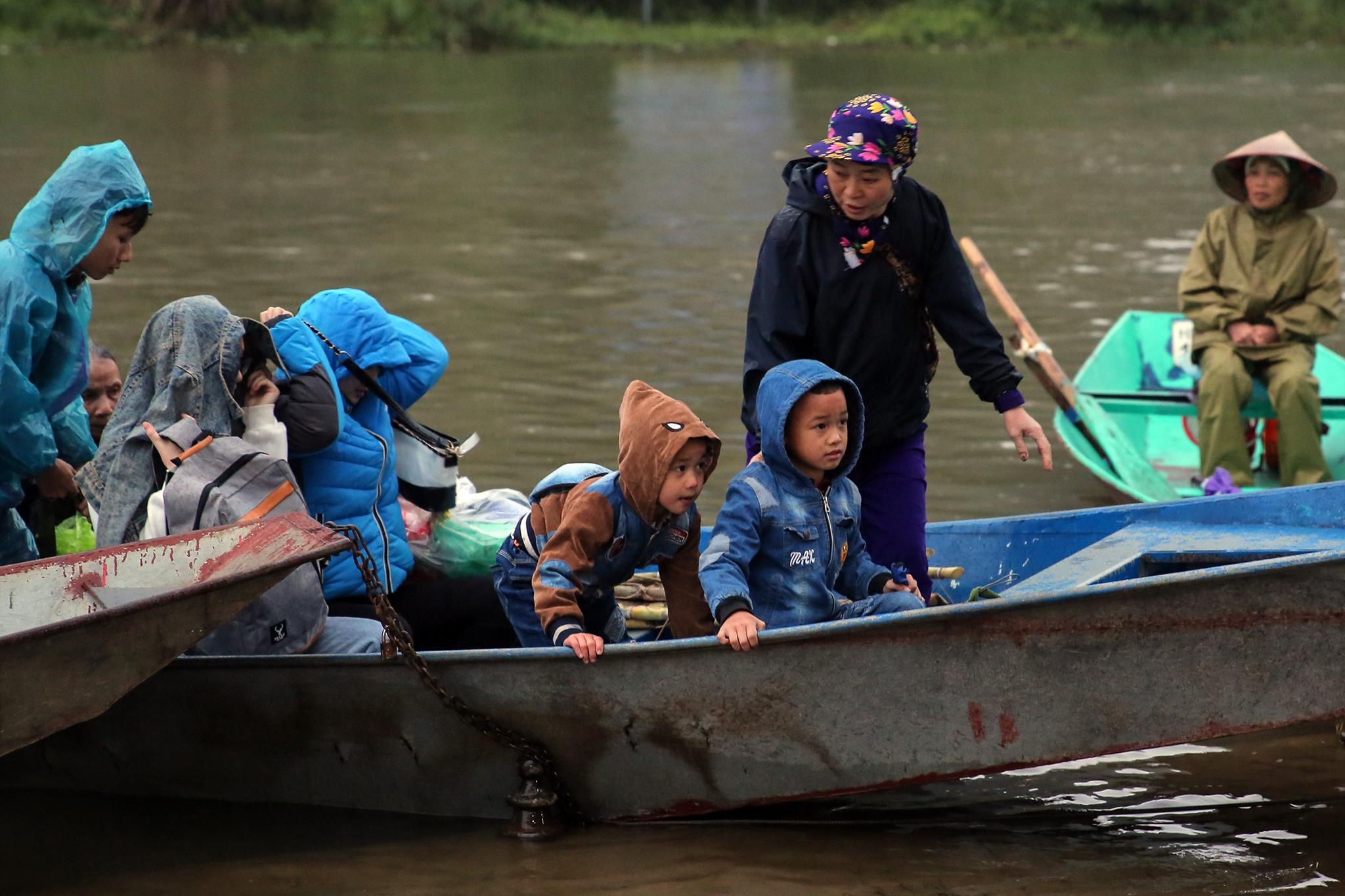 di chua Huong ngay dau nam moi anh 9
