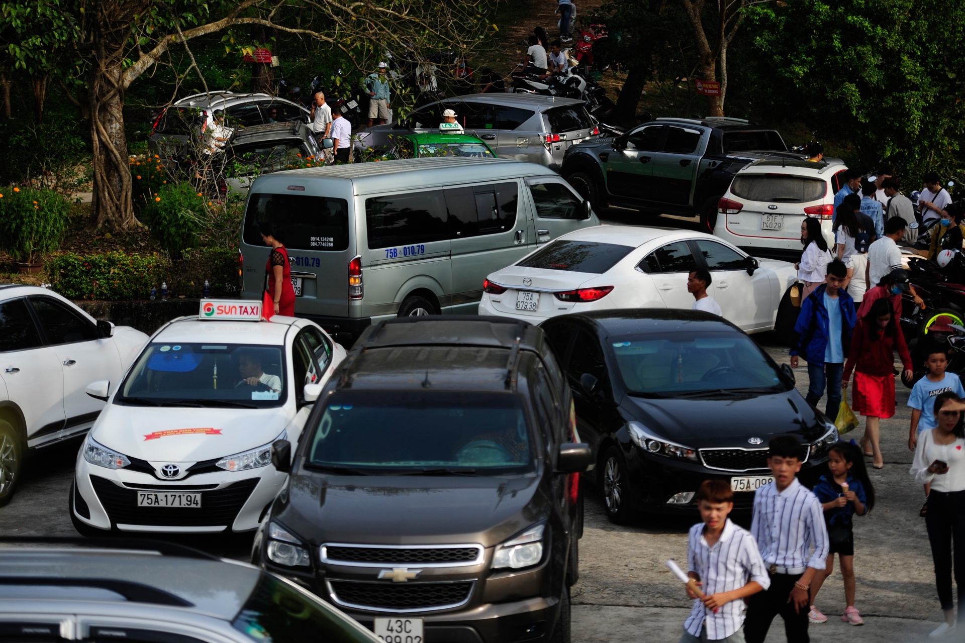 rac thai ngay dau nam anh 13