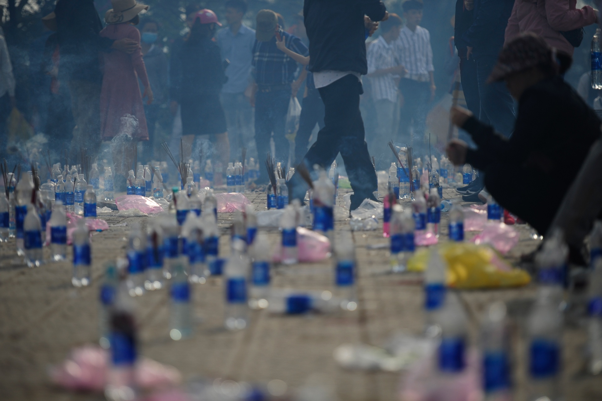 rac thai ngay dau nam anh 7