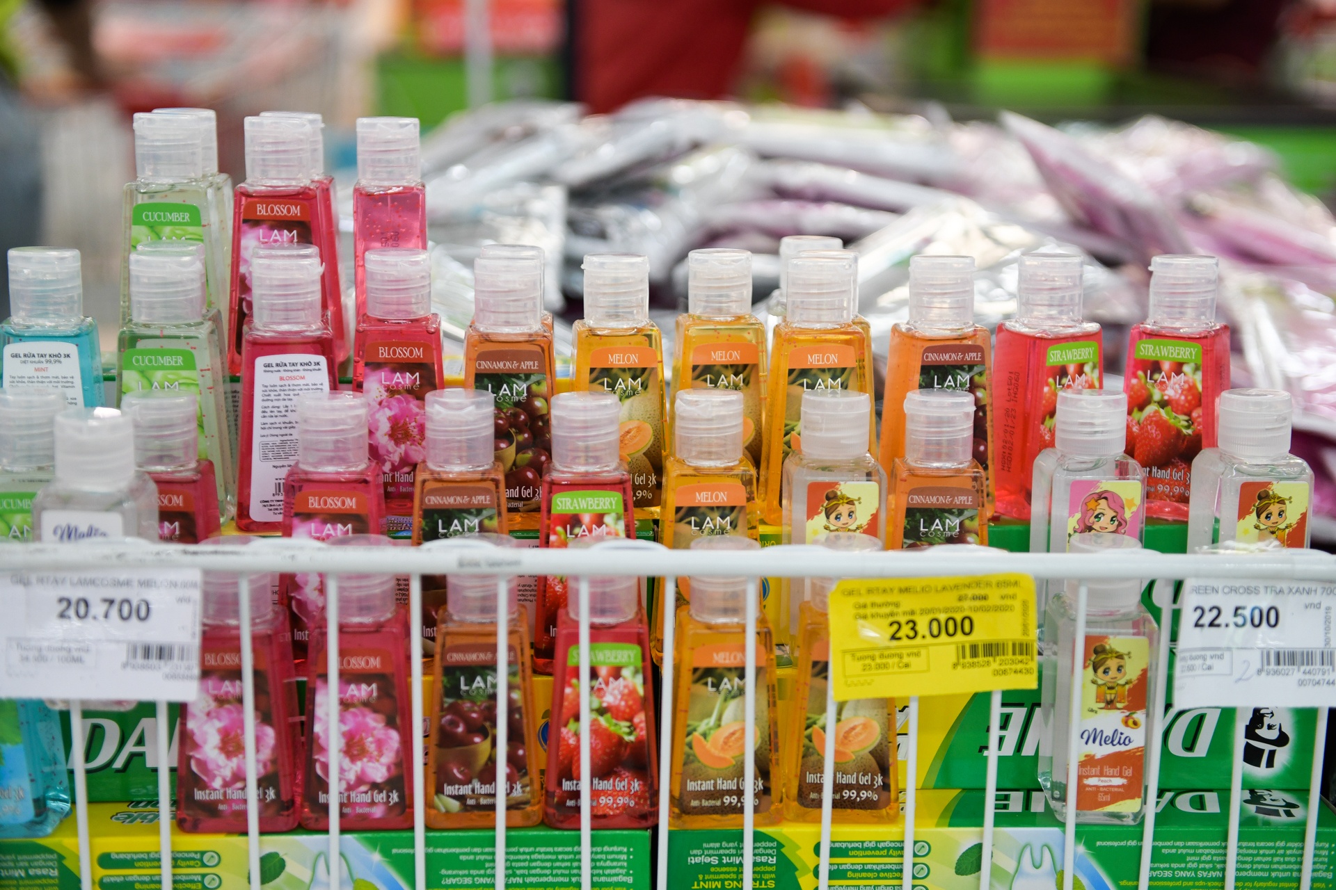 mua sam ngay sau tet anh 13