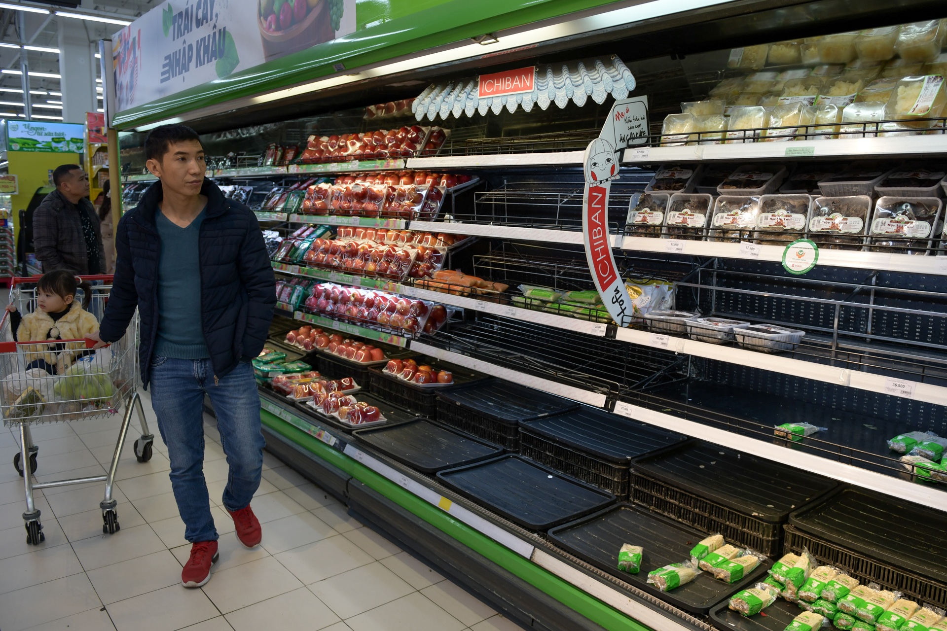 mua sam ngay sau tet anh 3