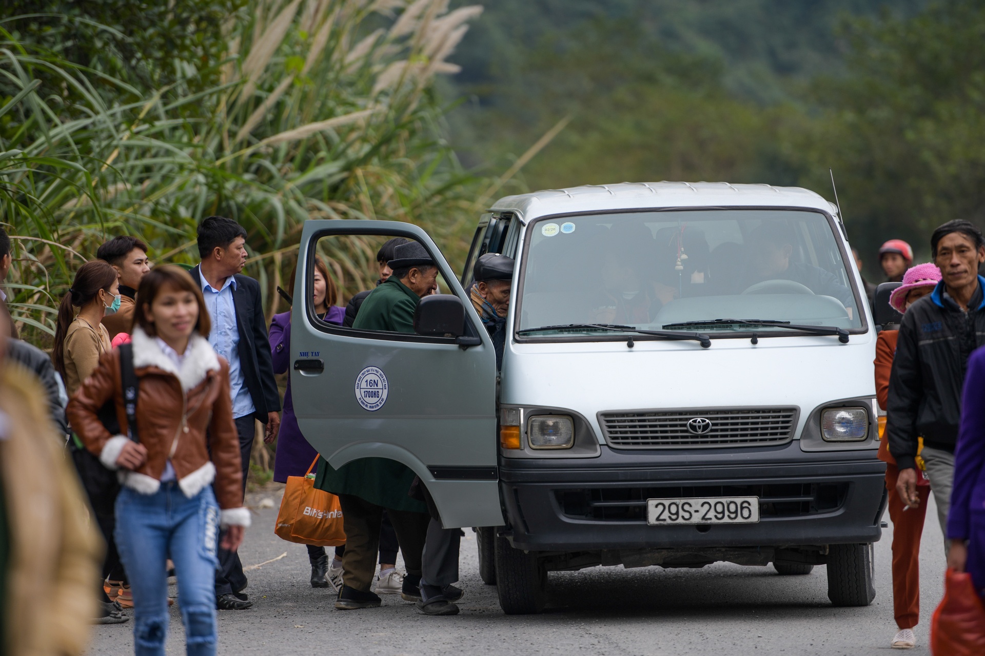 chen chuc mua ve o chua lon nhat the gioi anh 8