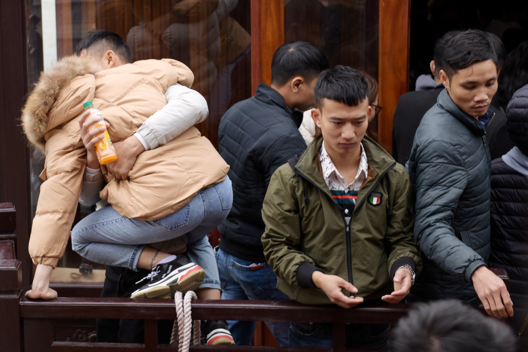 hinh anh phan cam o chua Tam Chuc anh 8