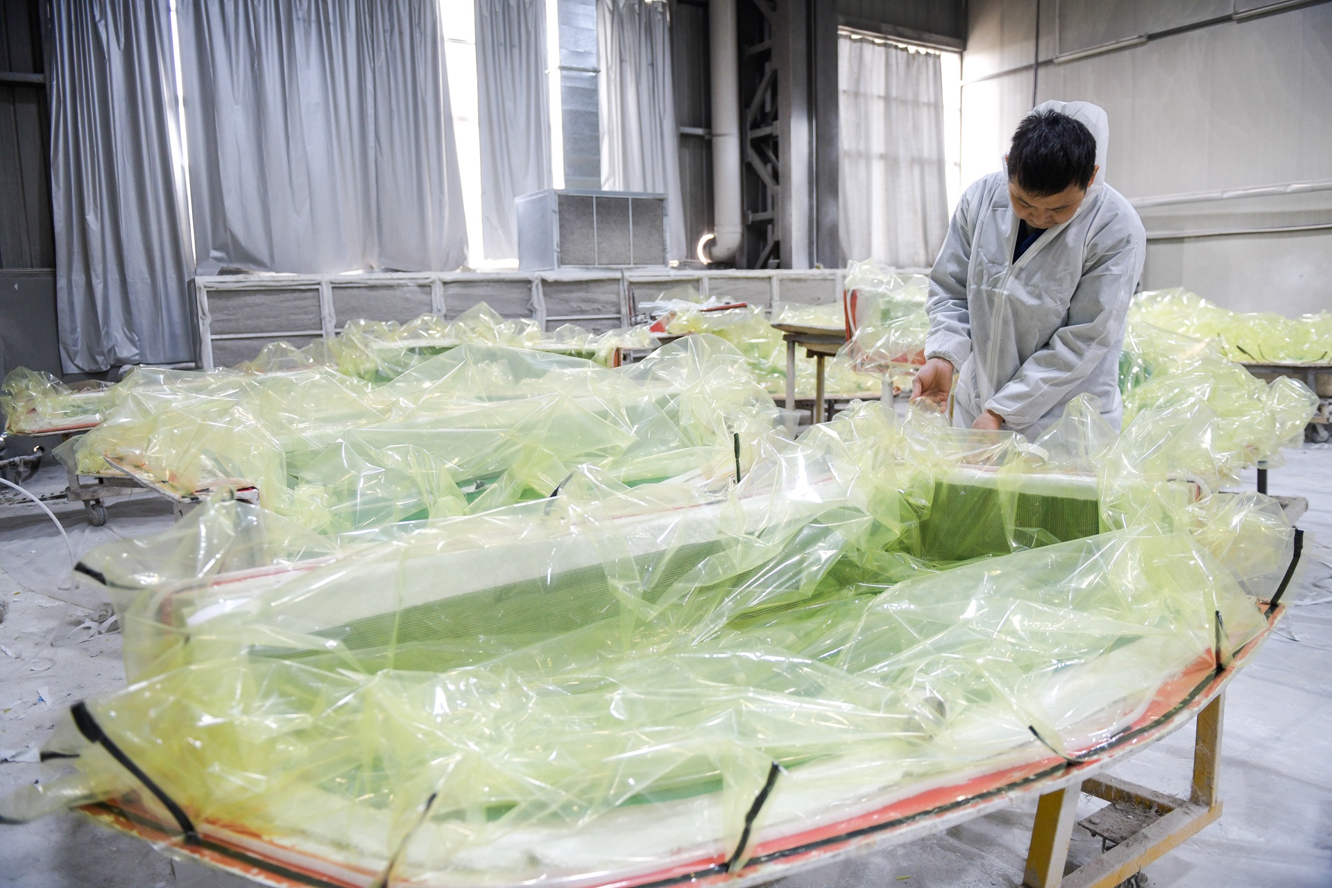 xuong dong tau o Trung Quoc anh 7