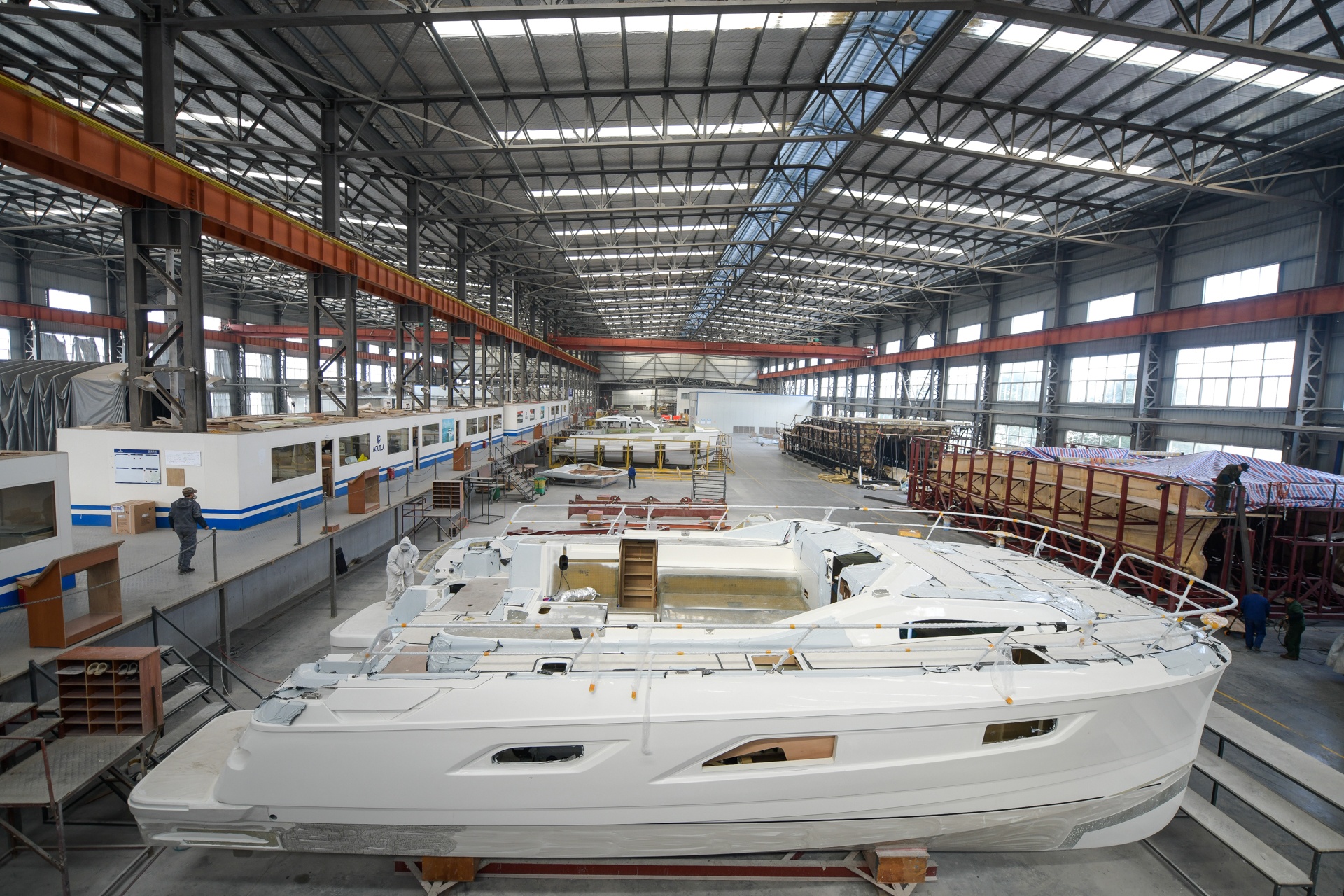 xuong dong tau o Trung Quoc anh 1