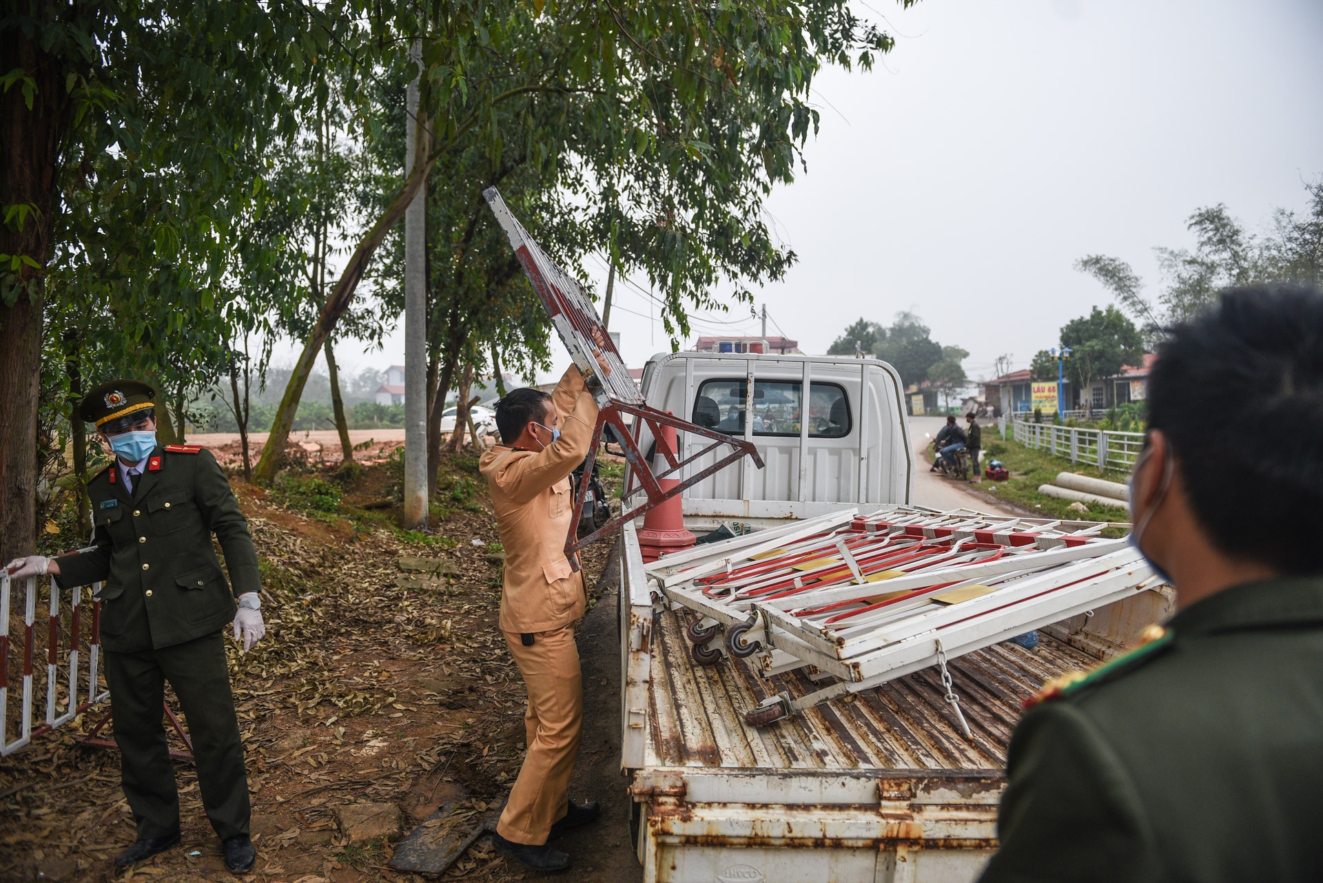 cuoc song cach ly o tam dich anh 21