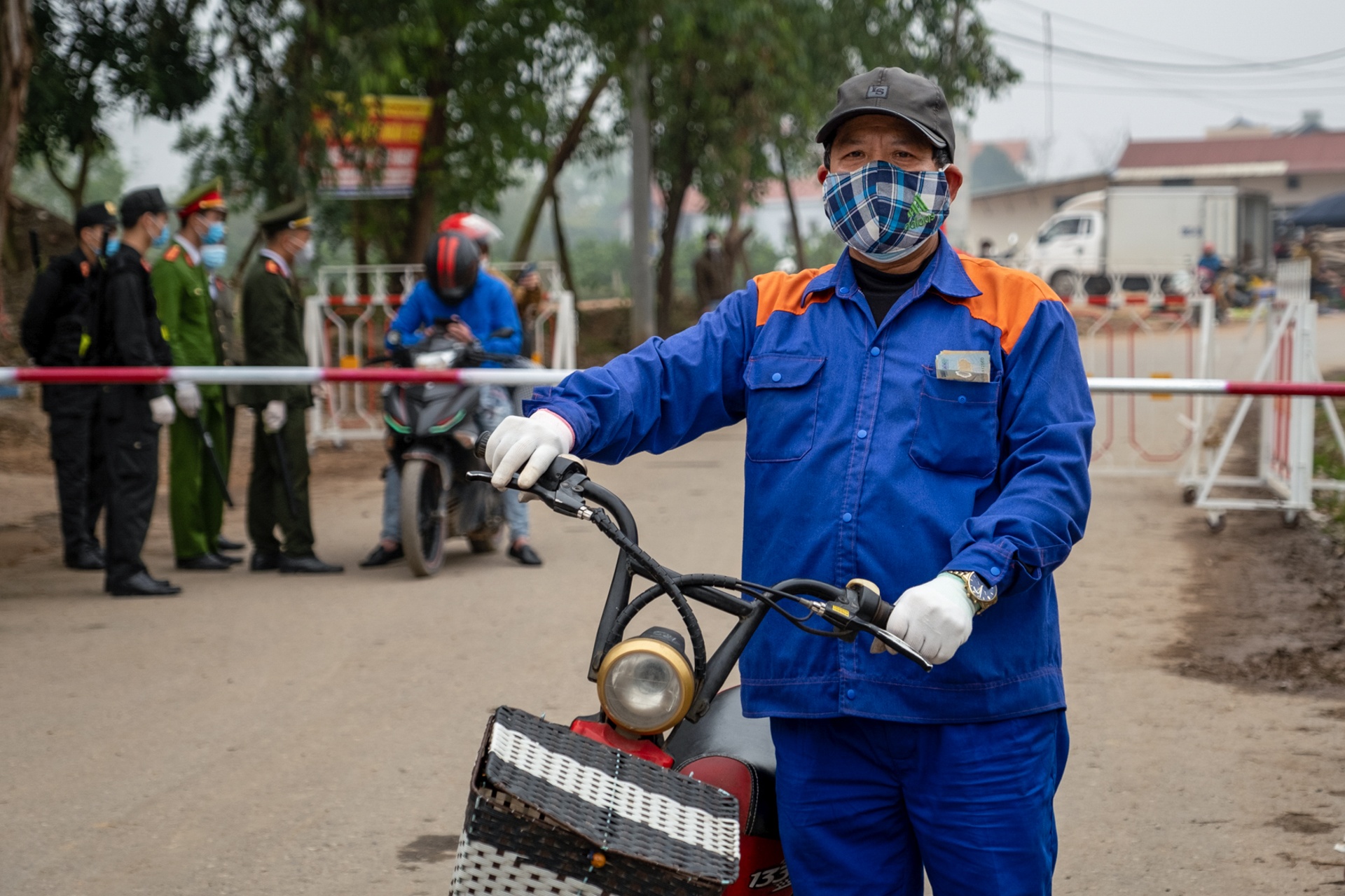 cuộc sống cách ly ở tâm dịch ảnh 23 cuoc song cach ly o tam dich anh 23