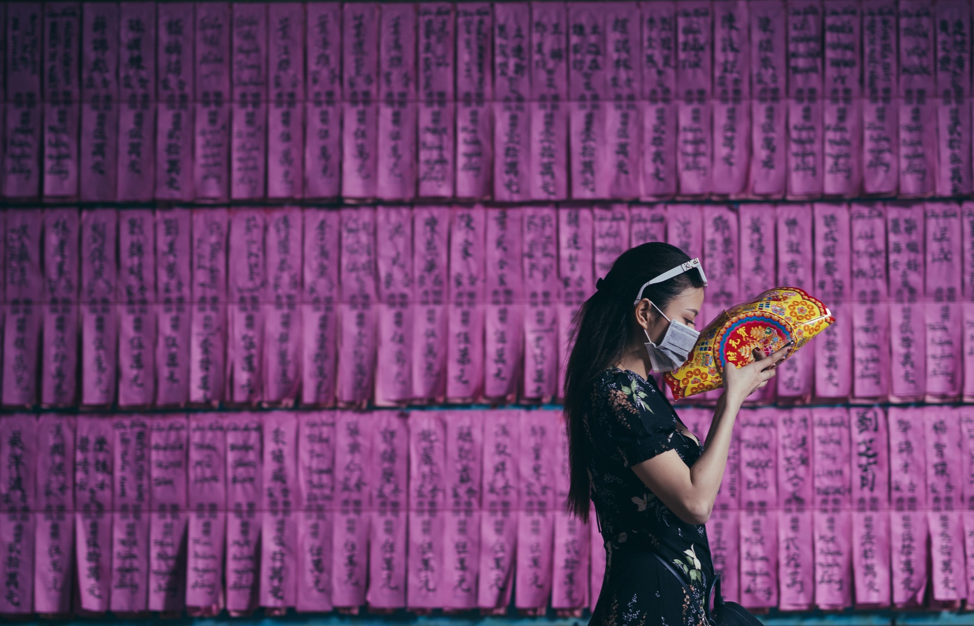 deo khau trang mua corona anh 1