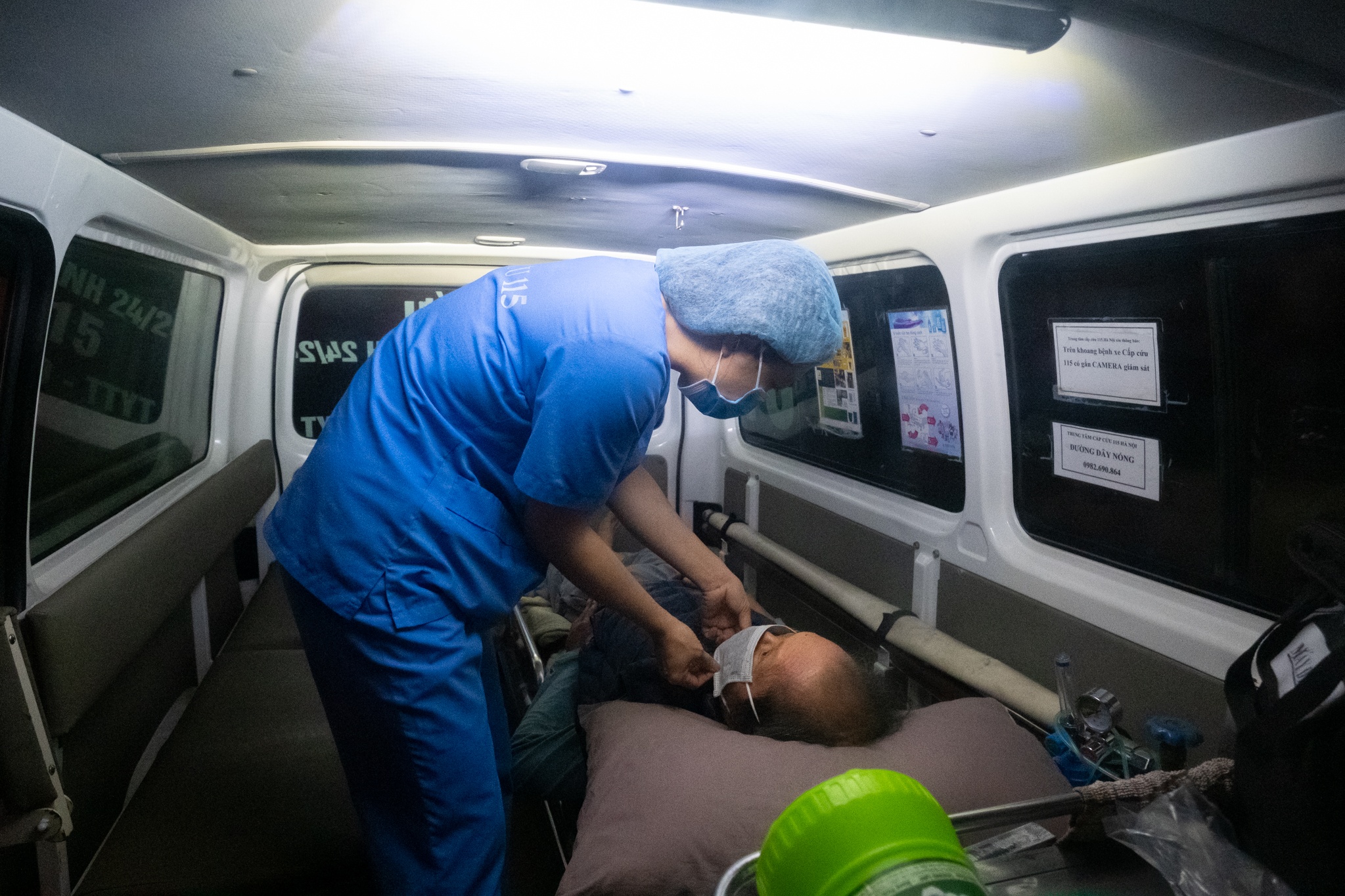 trung tam cap cuu 115 mua dich anh 14