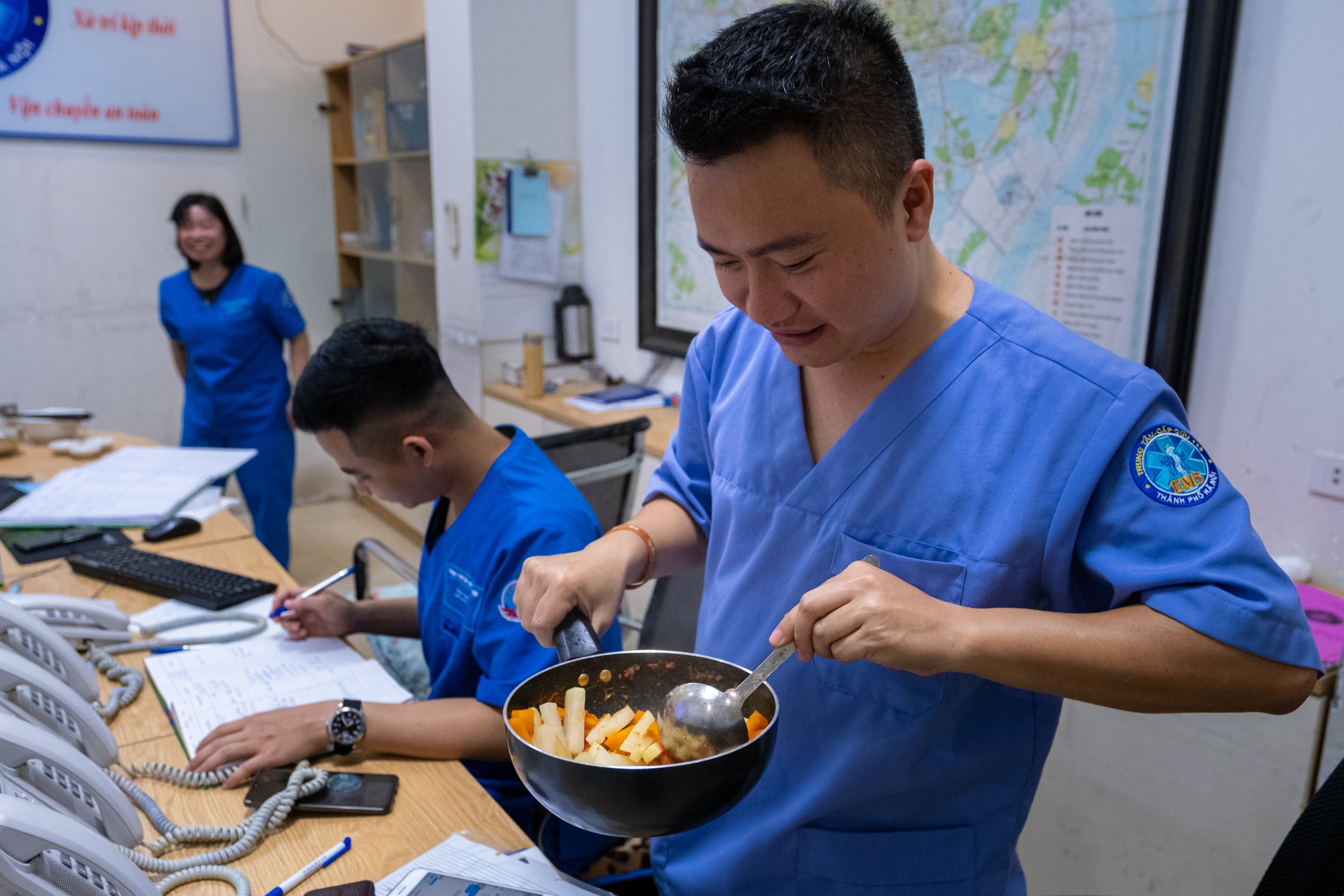 trung tam cap cuu 115 mua dich anh 17