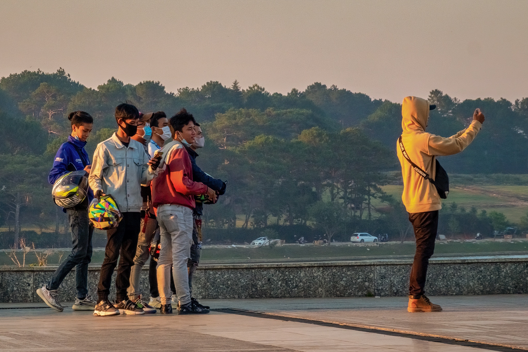nguoi Da Lat ra duong ngay cach ly toan xa hoi anh 12