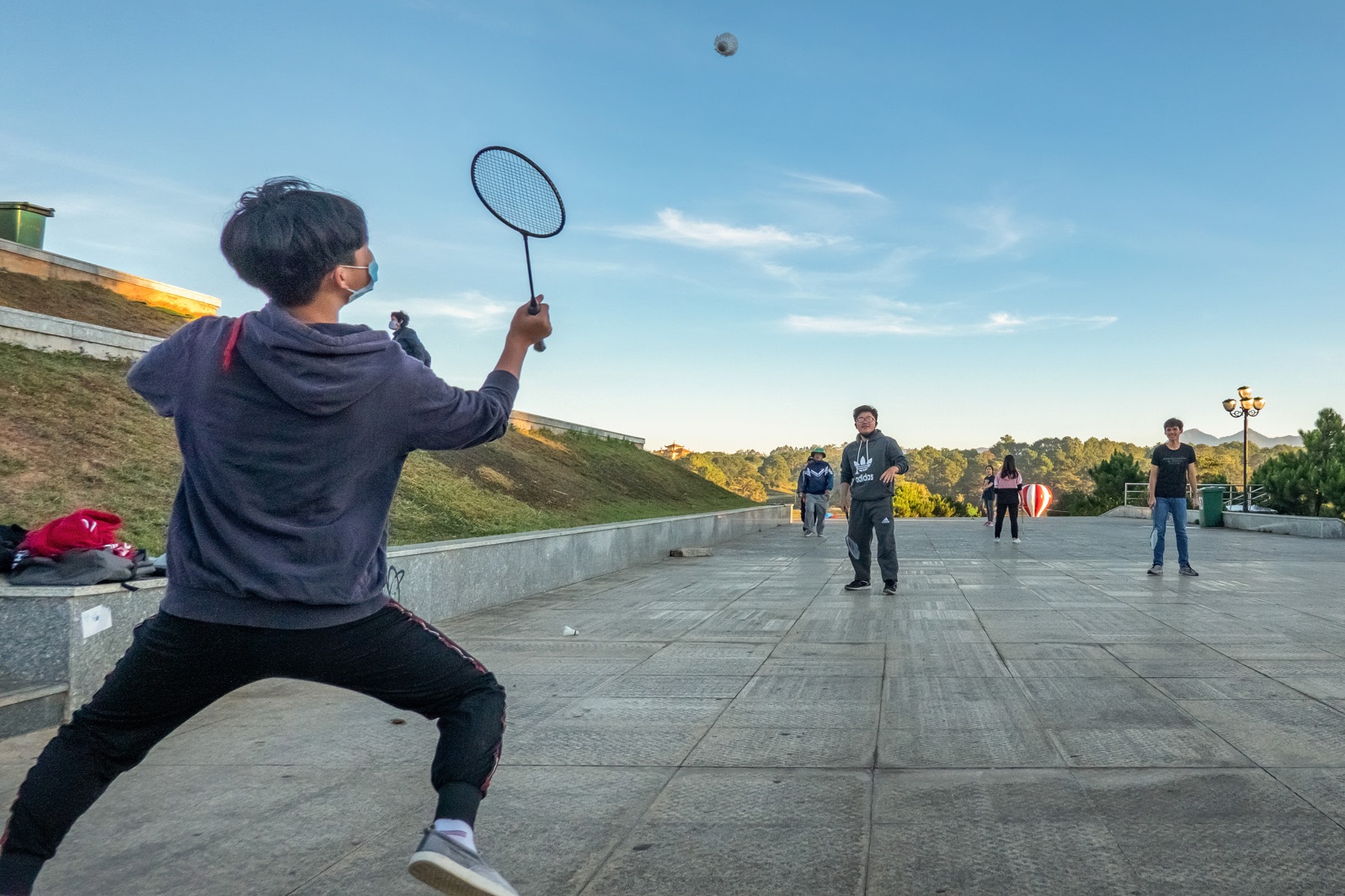 nguoi Da Lat ra duong ngay cach ly toan xa hoi anh 6
