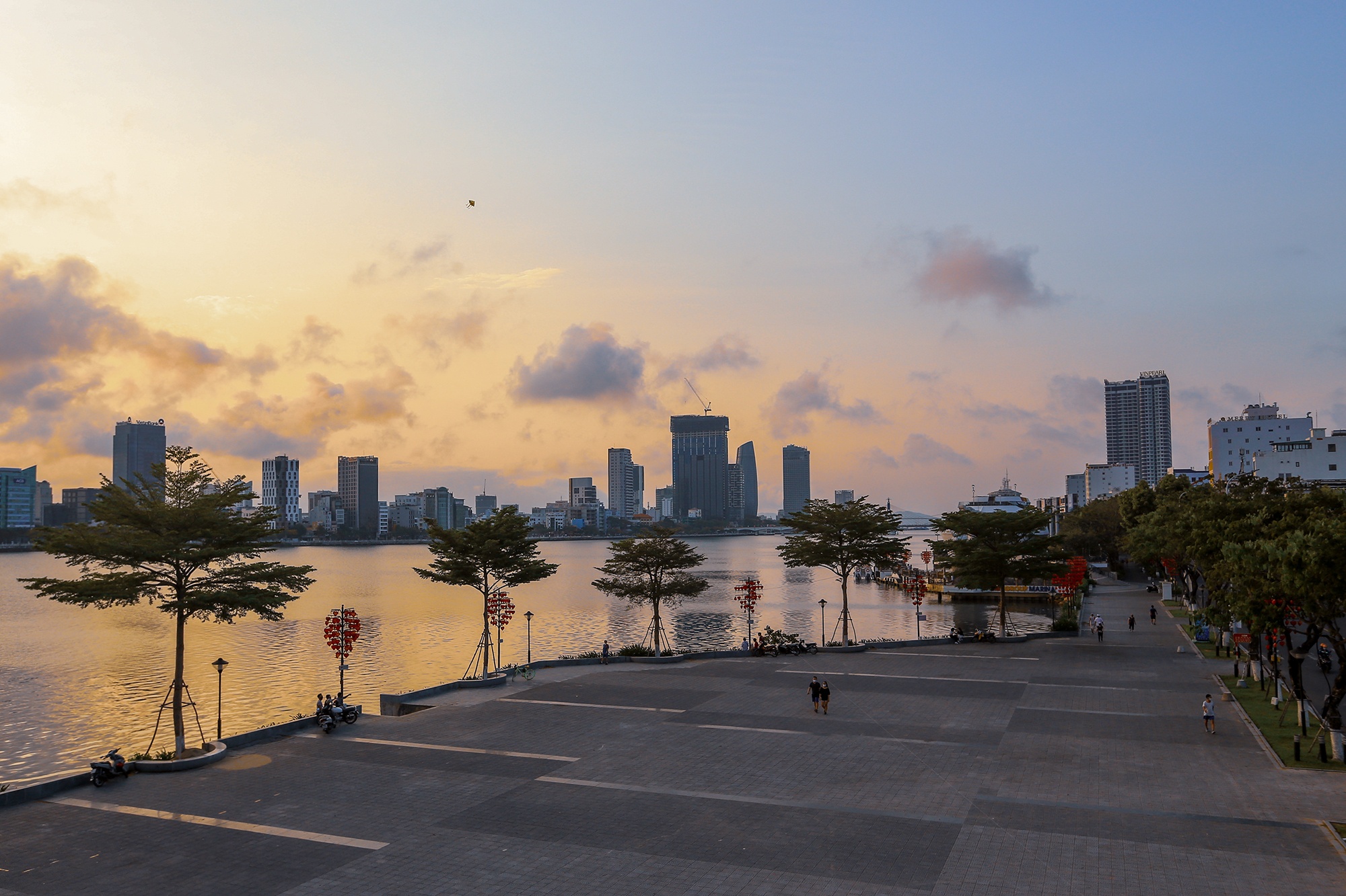 Da Nang ngay cach ly toan xa hoi anh 4