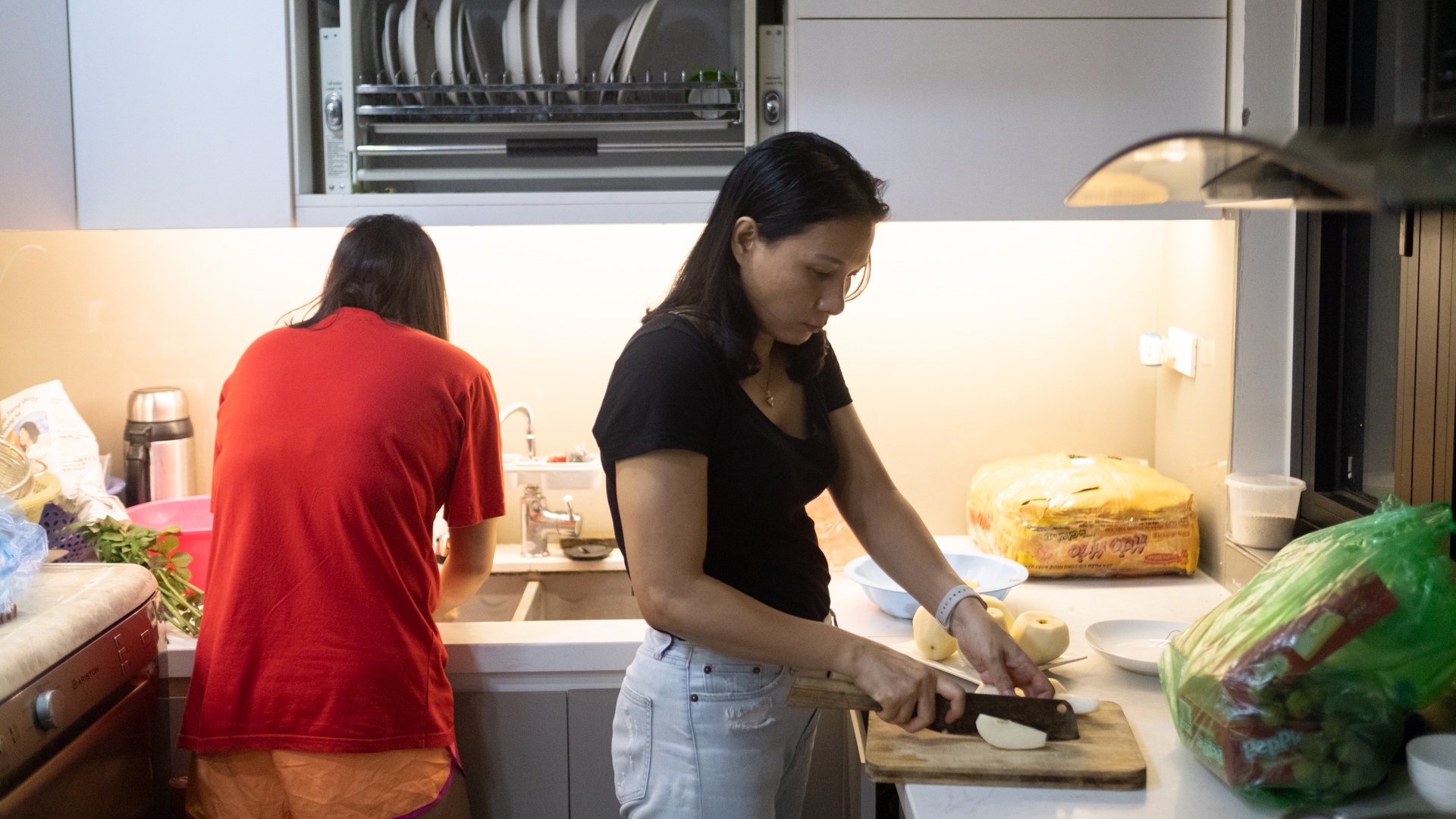 phu huynh dua con di thi anh 9