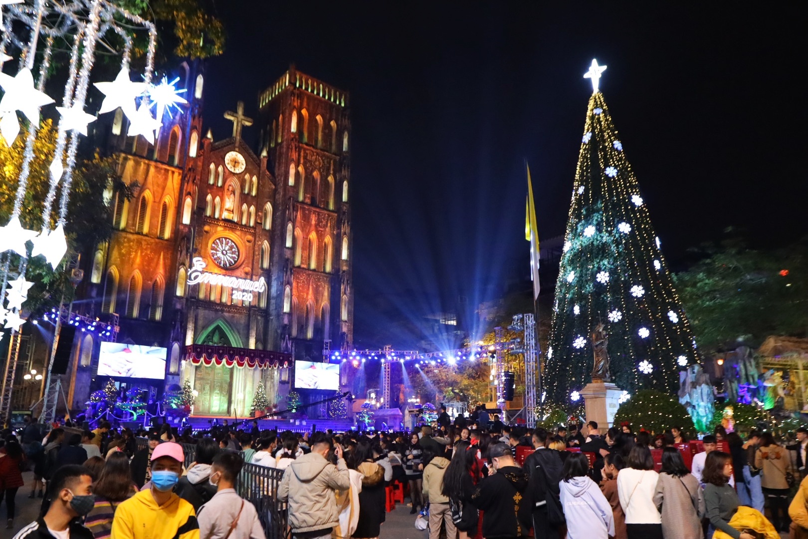 lam le dem giang sinh anh 1